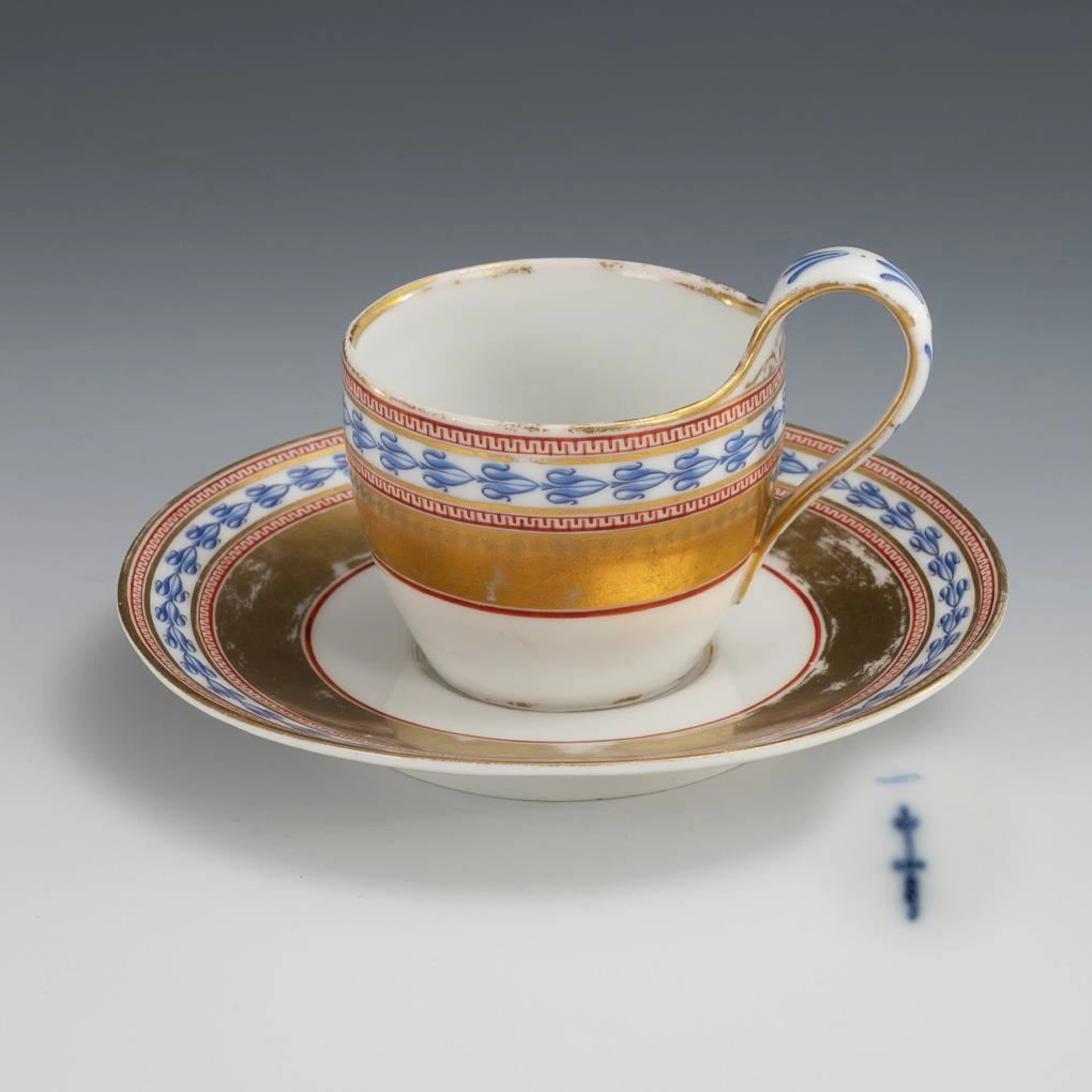 Display cup with antique-style ornamental bands. KPM Berlin.