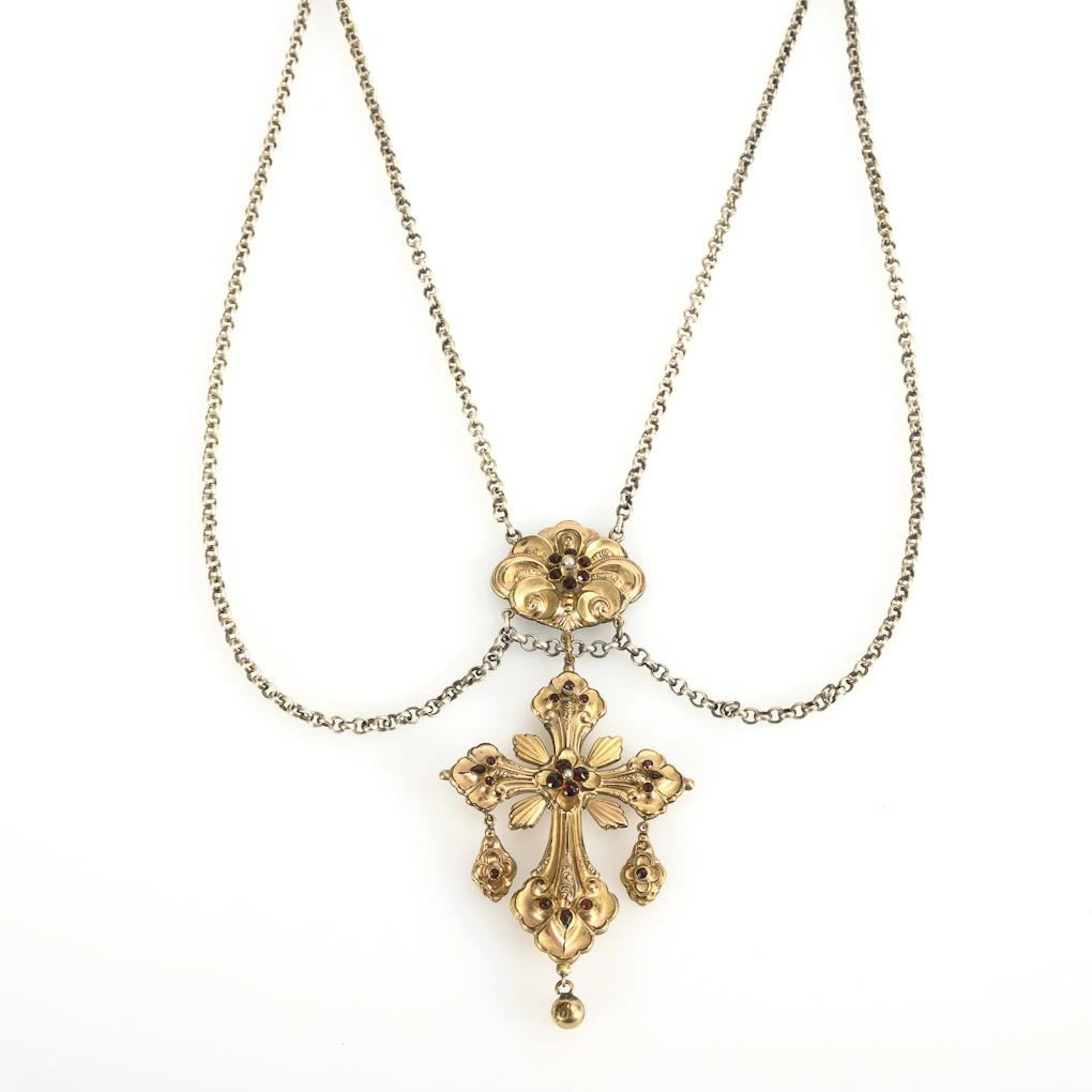 Biedermeier Necklace.