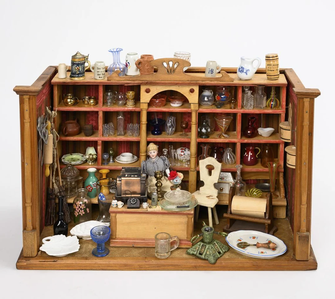 Glassware Store.