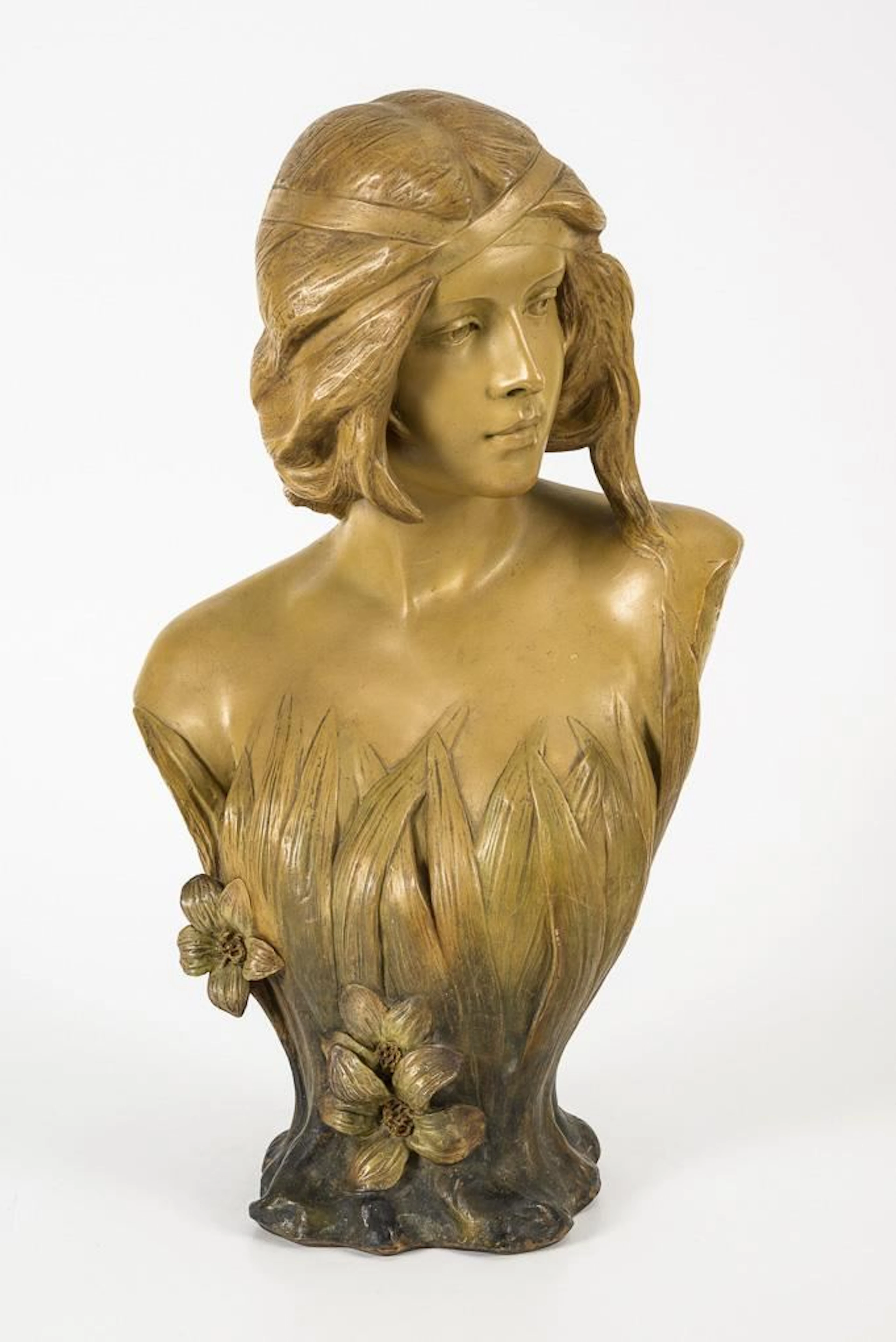 "Reeds" bust. Vienna-based workshop of Friedrich Goldscheider.