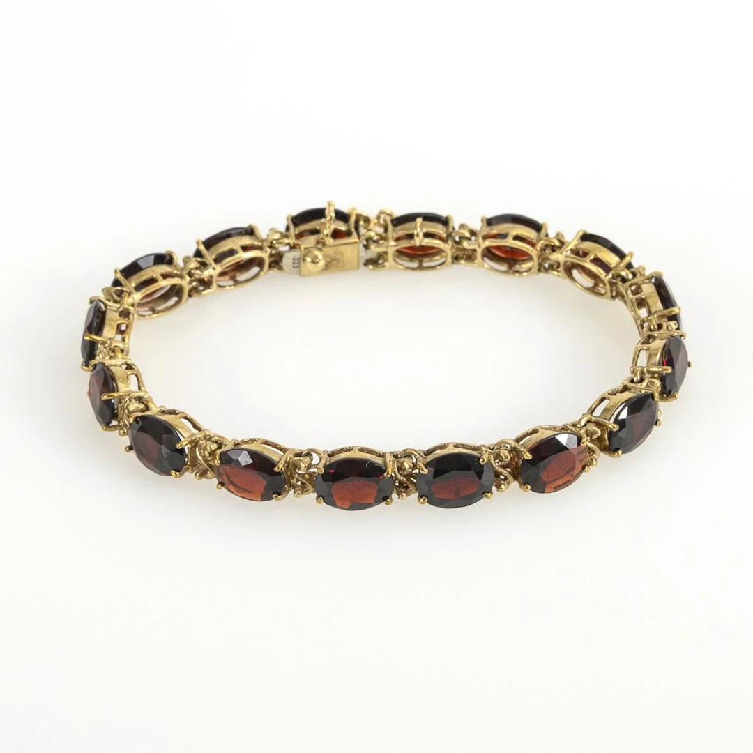 Garnet Bracelet.