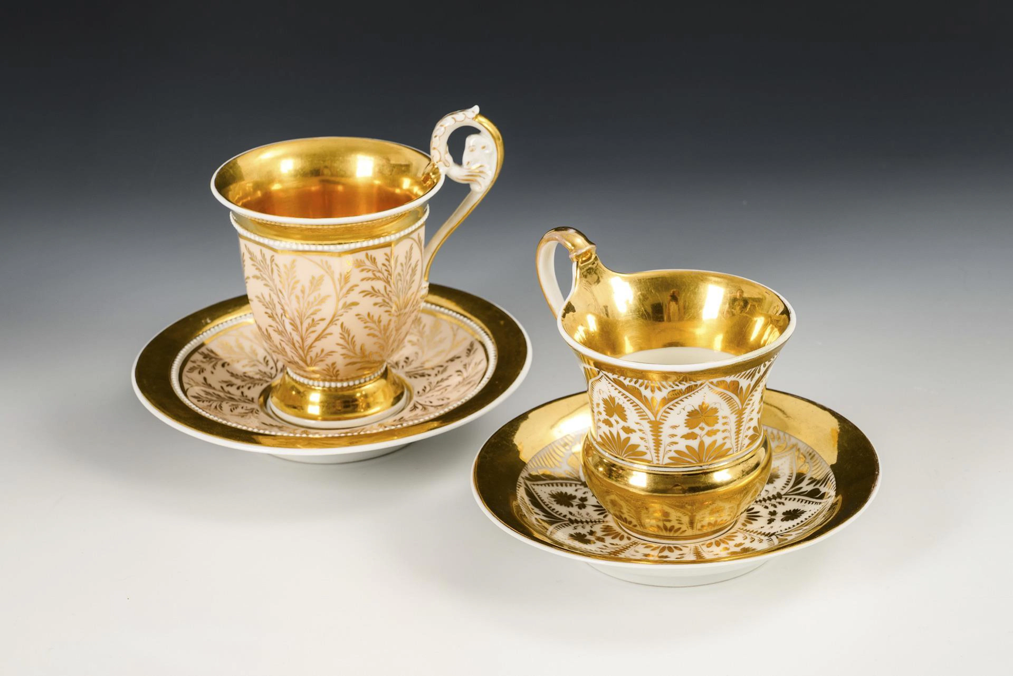 2 Biedermeier vitrine cups with gold painting. KPM Berlin.