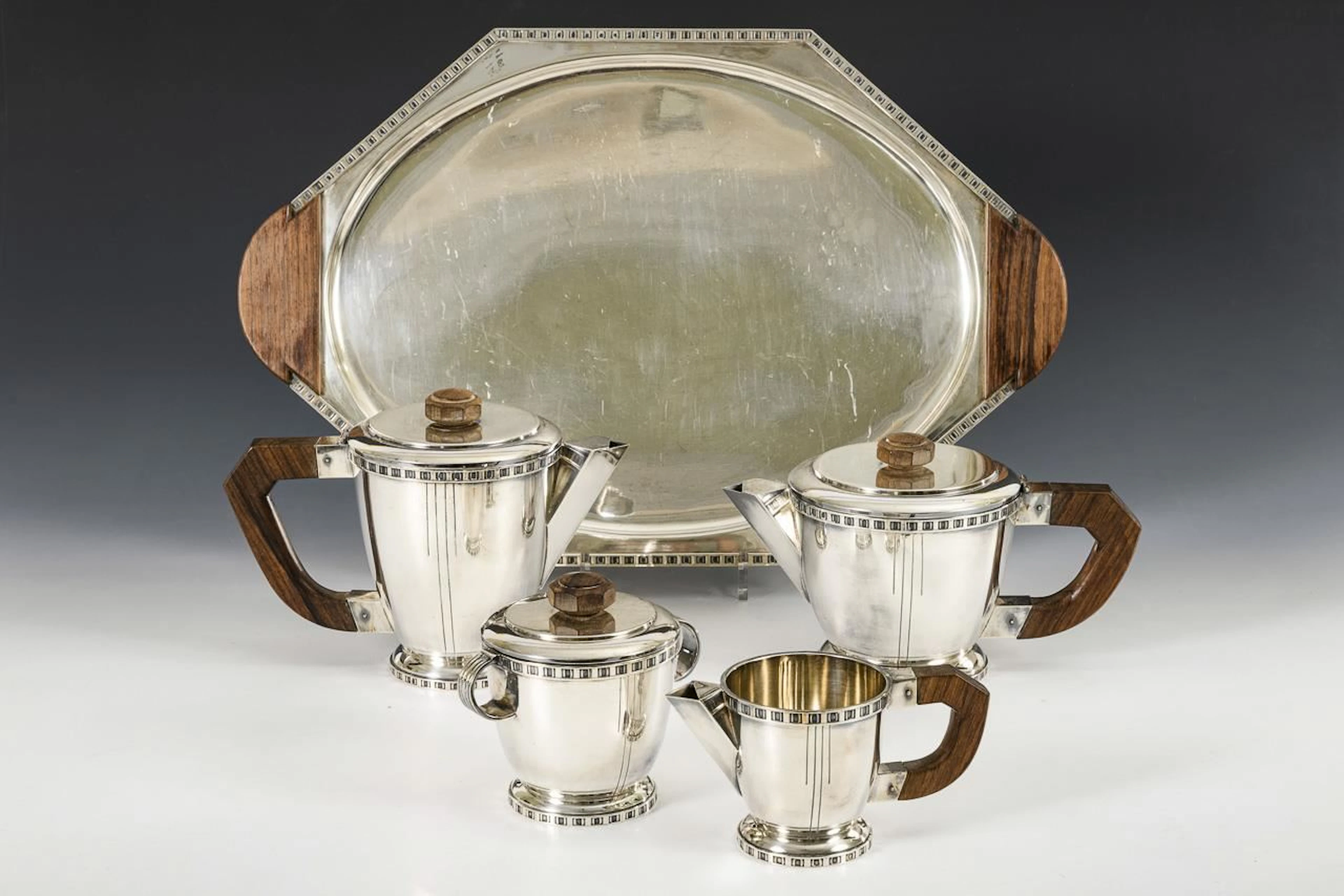5-piece Art Deco service.