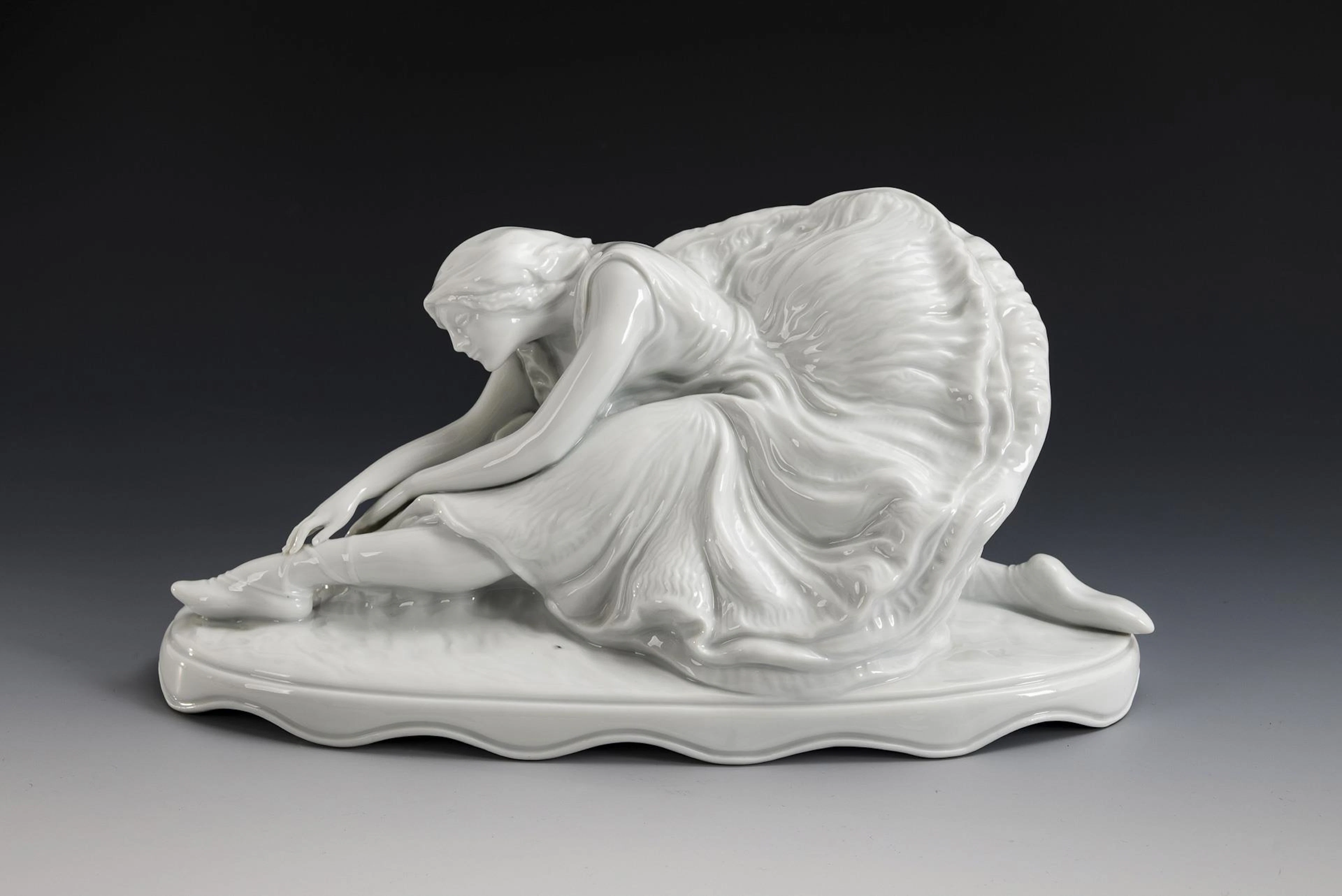 "Dying Swan" (Maria Pavlova). Rosenthal.