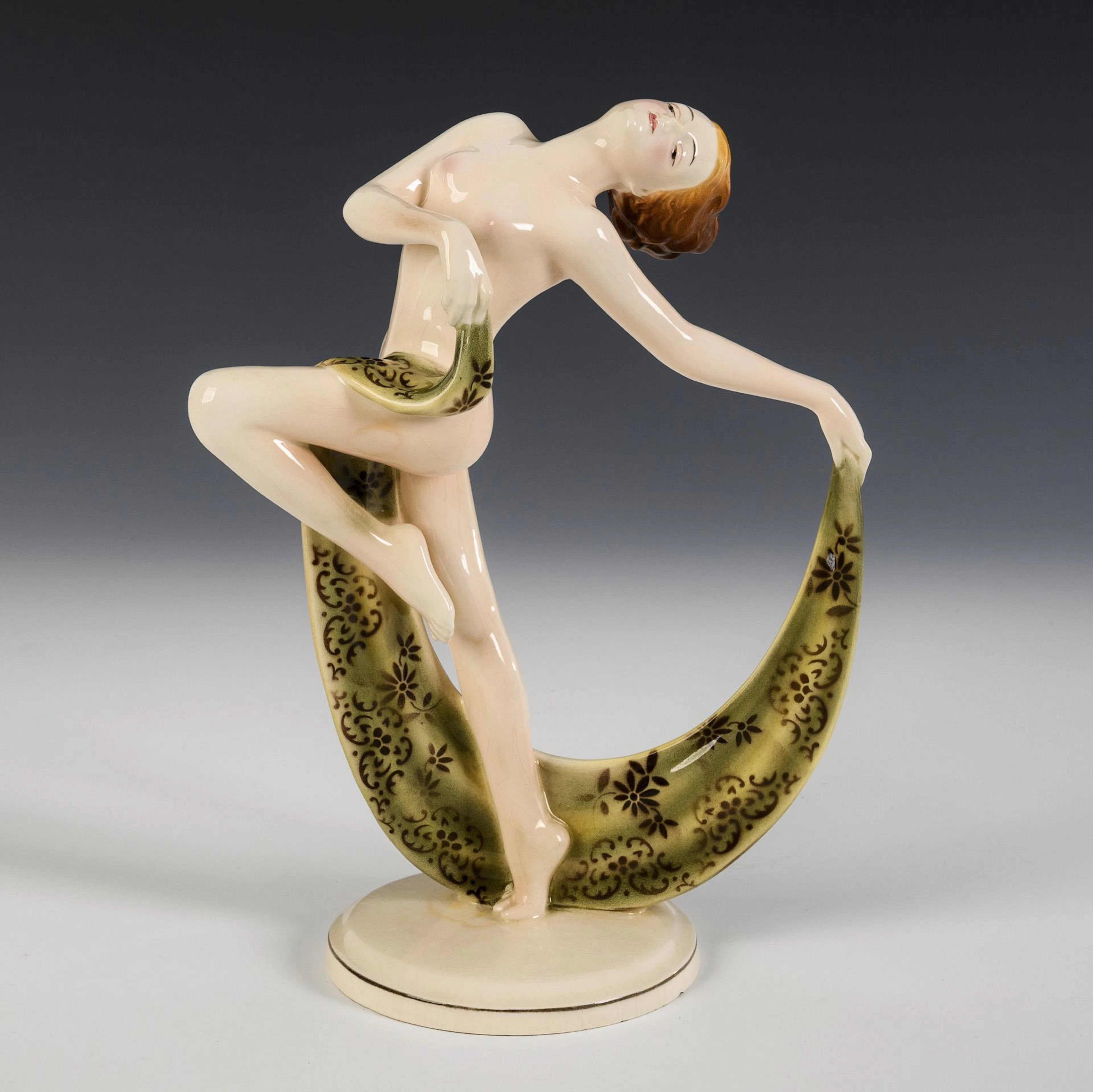 Art deco dancer. Hertwig & Co, Katzhütte.
