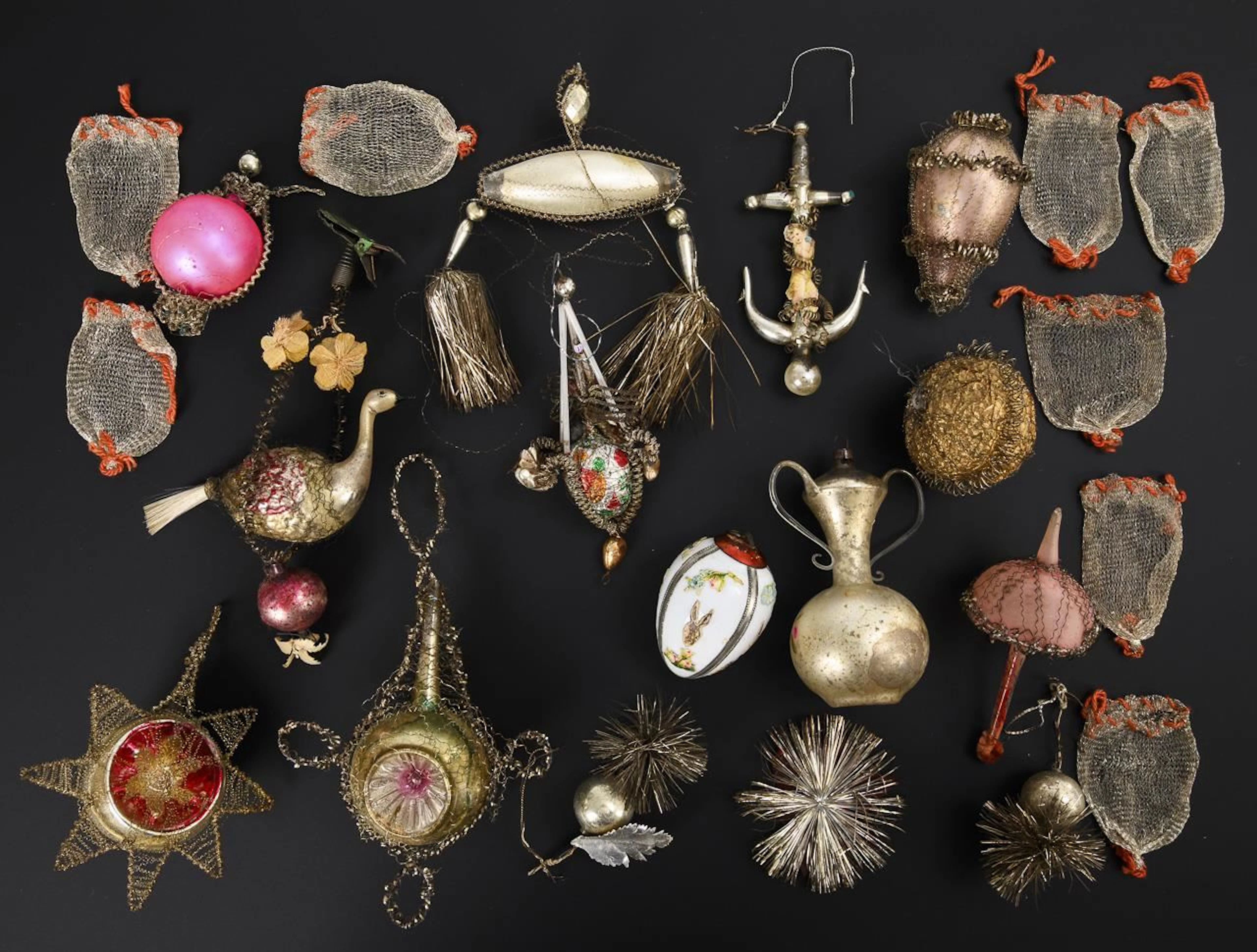 Set of 22 old Christmas tree ornaments.