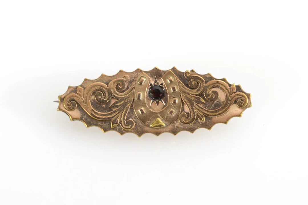 Playful Art Nouveau Brooch.