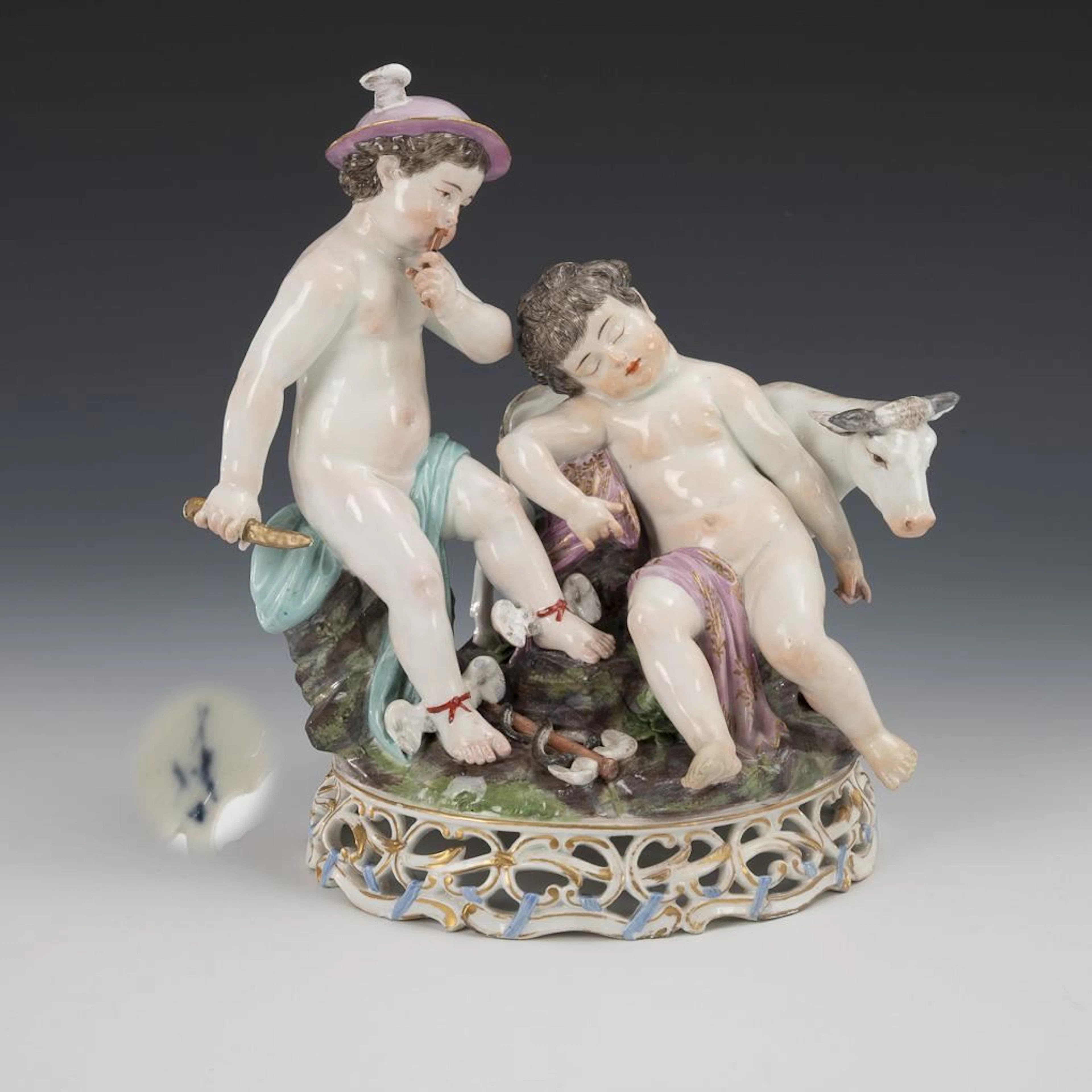 Cupids as Mercury and Argus. Meissen.