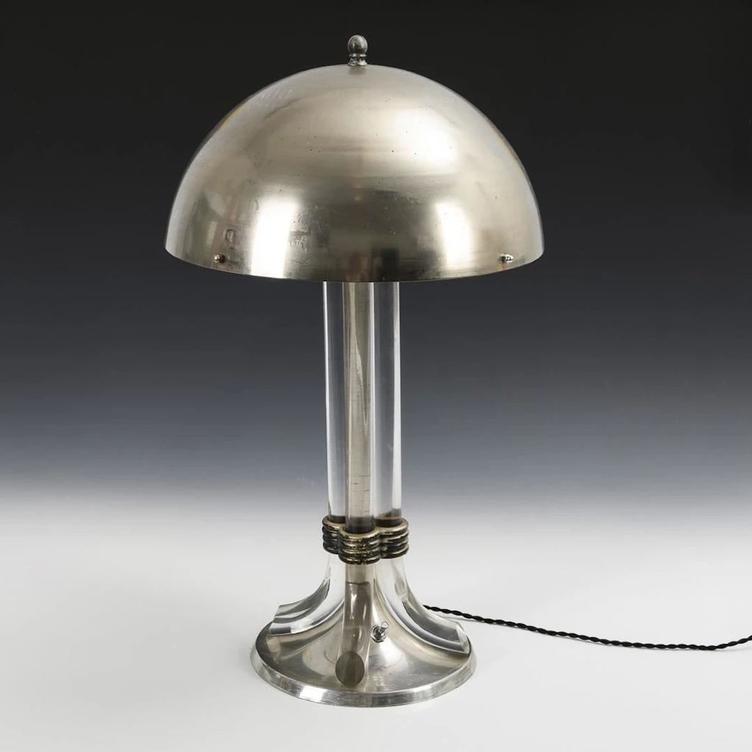 Art Deco table lamp.