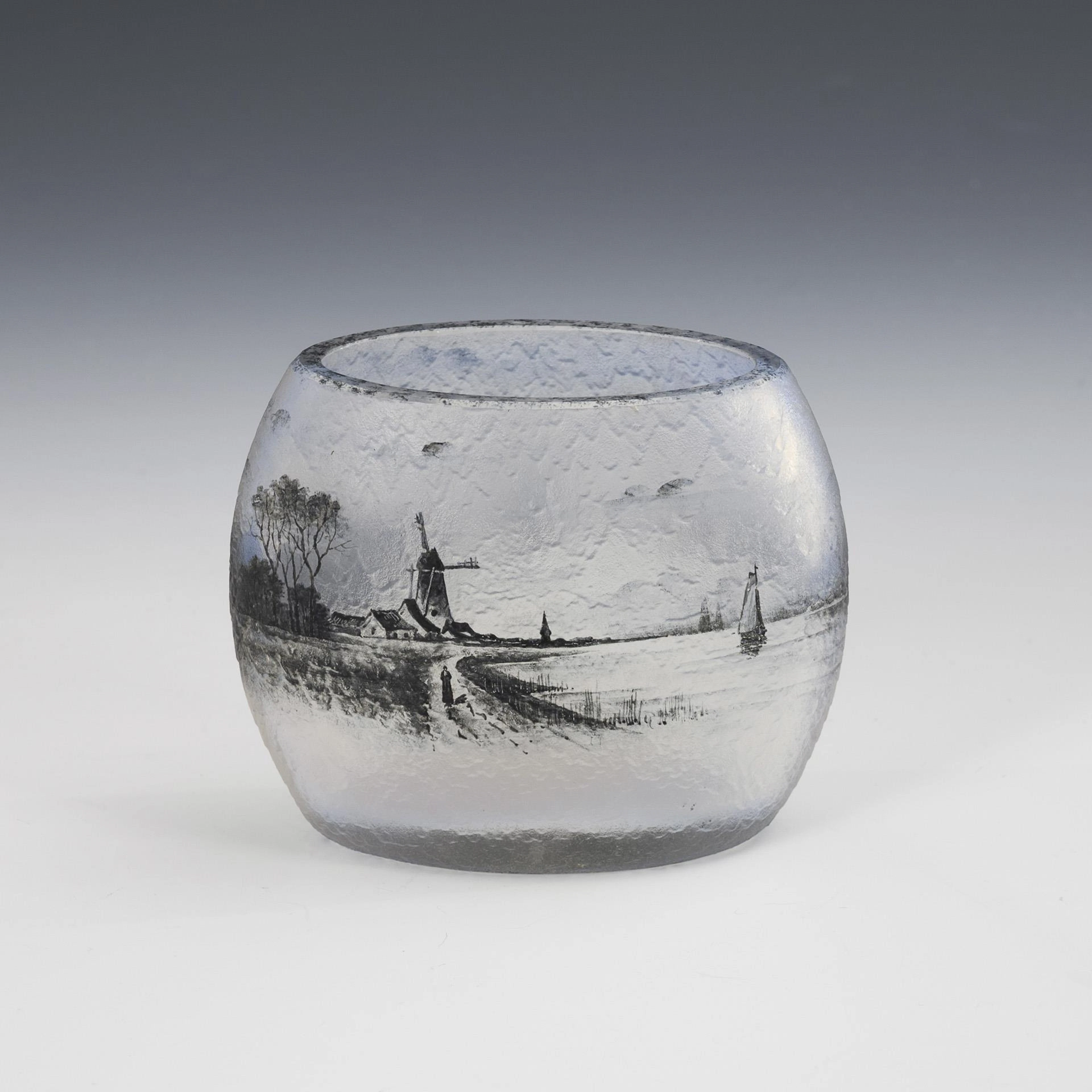 Small Art Nouveau vase with landscape painting. Daum.