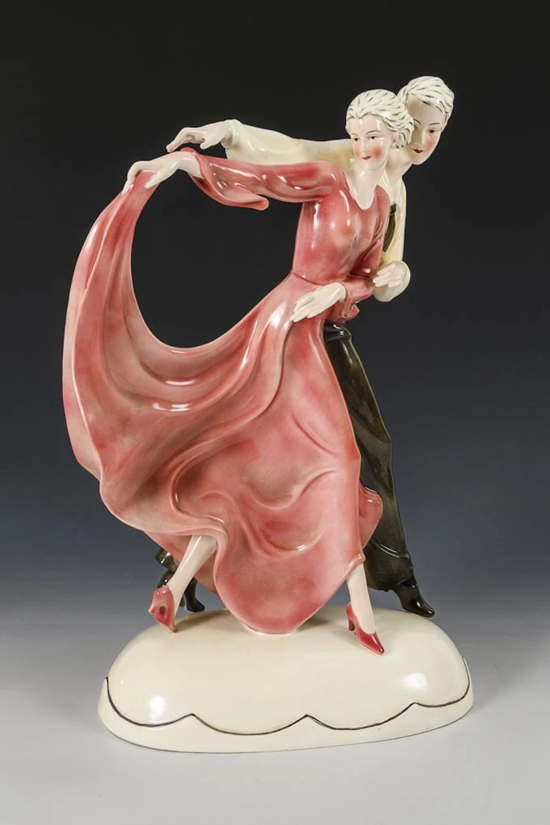 Dancing Couple. Hertwig & Co., Katzhütte.