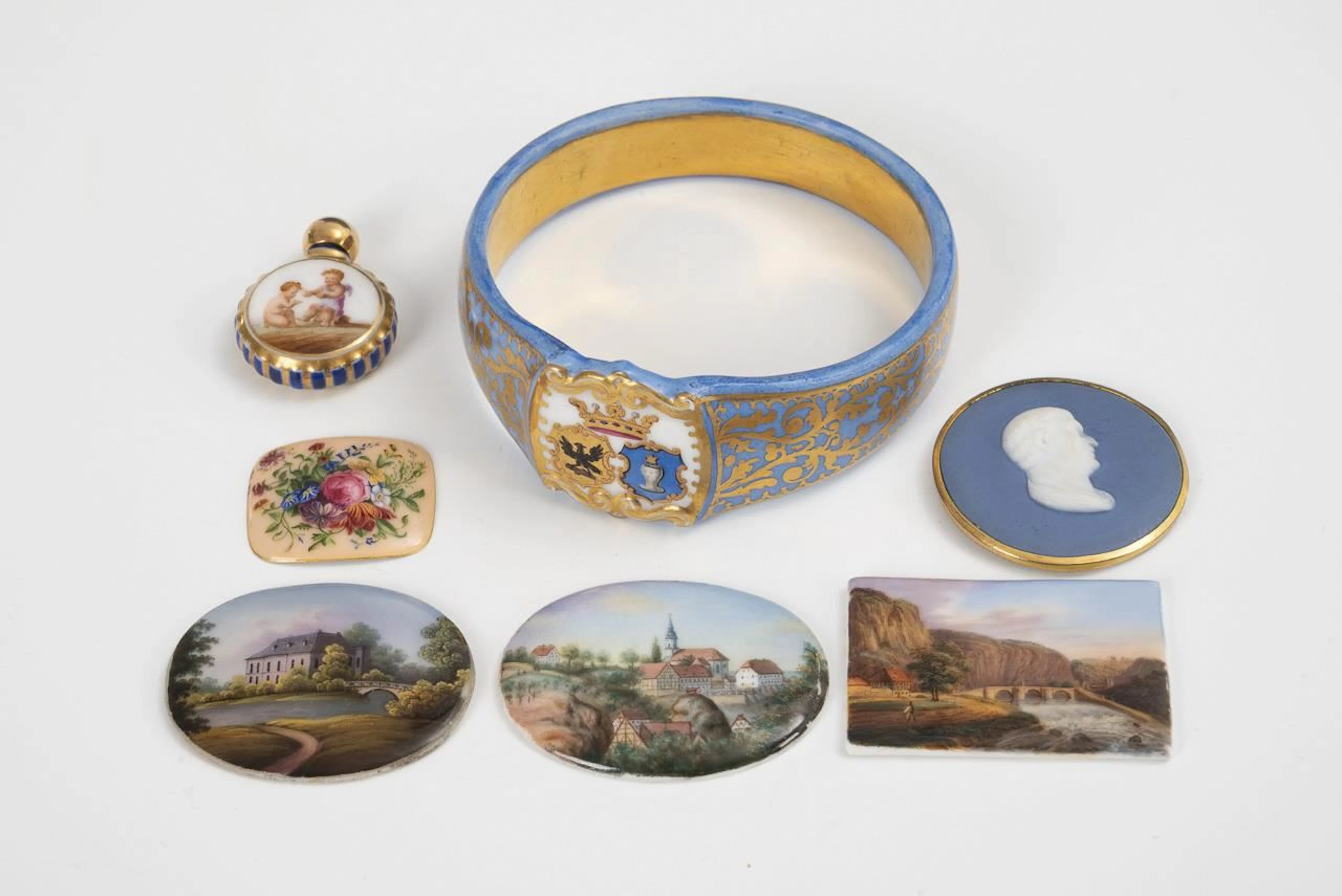 6 miniatures and 1 bangle.