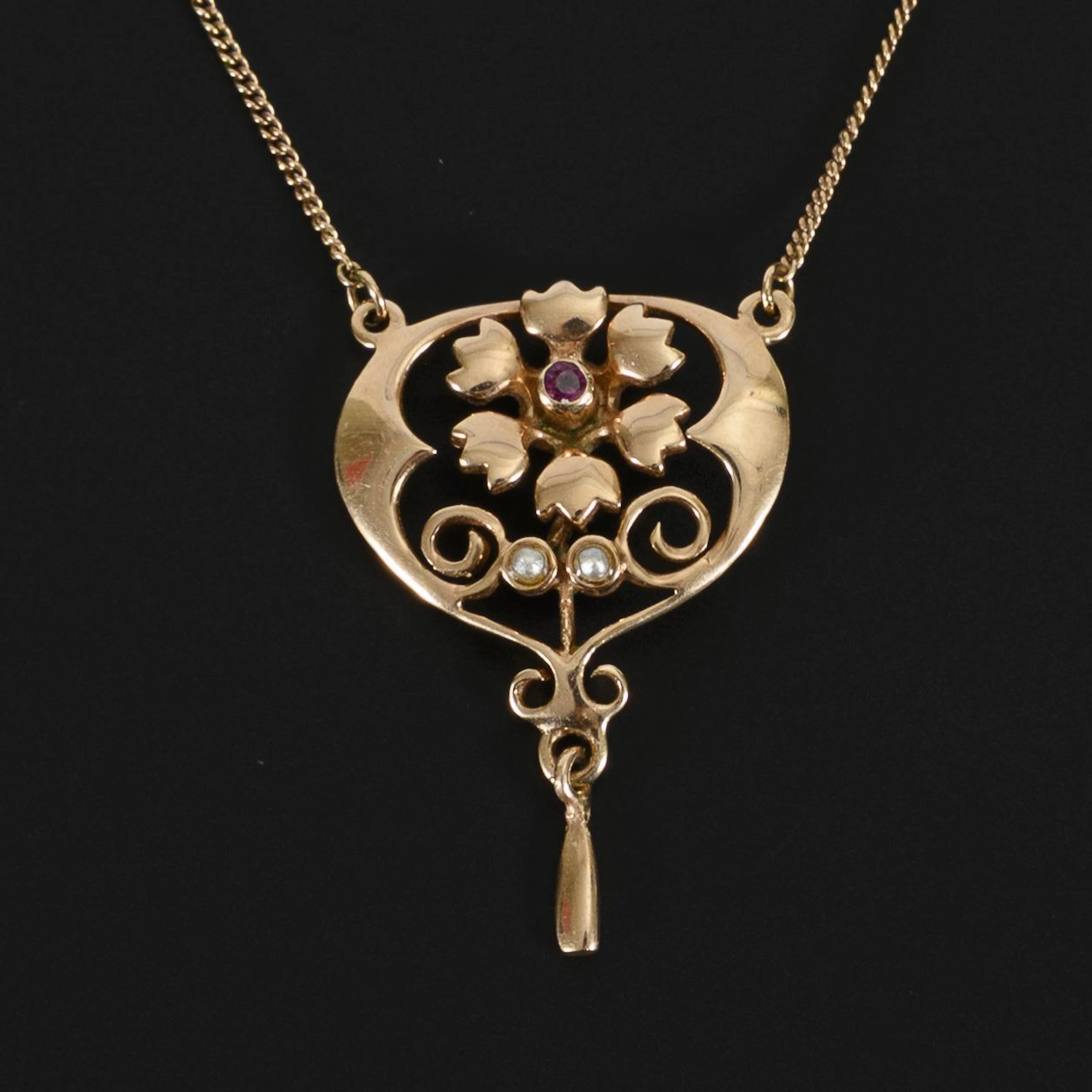 Floral Art Nouveau necklace.