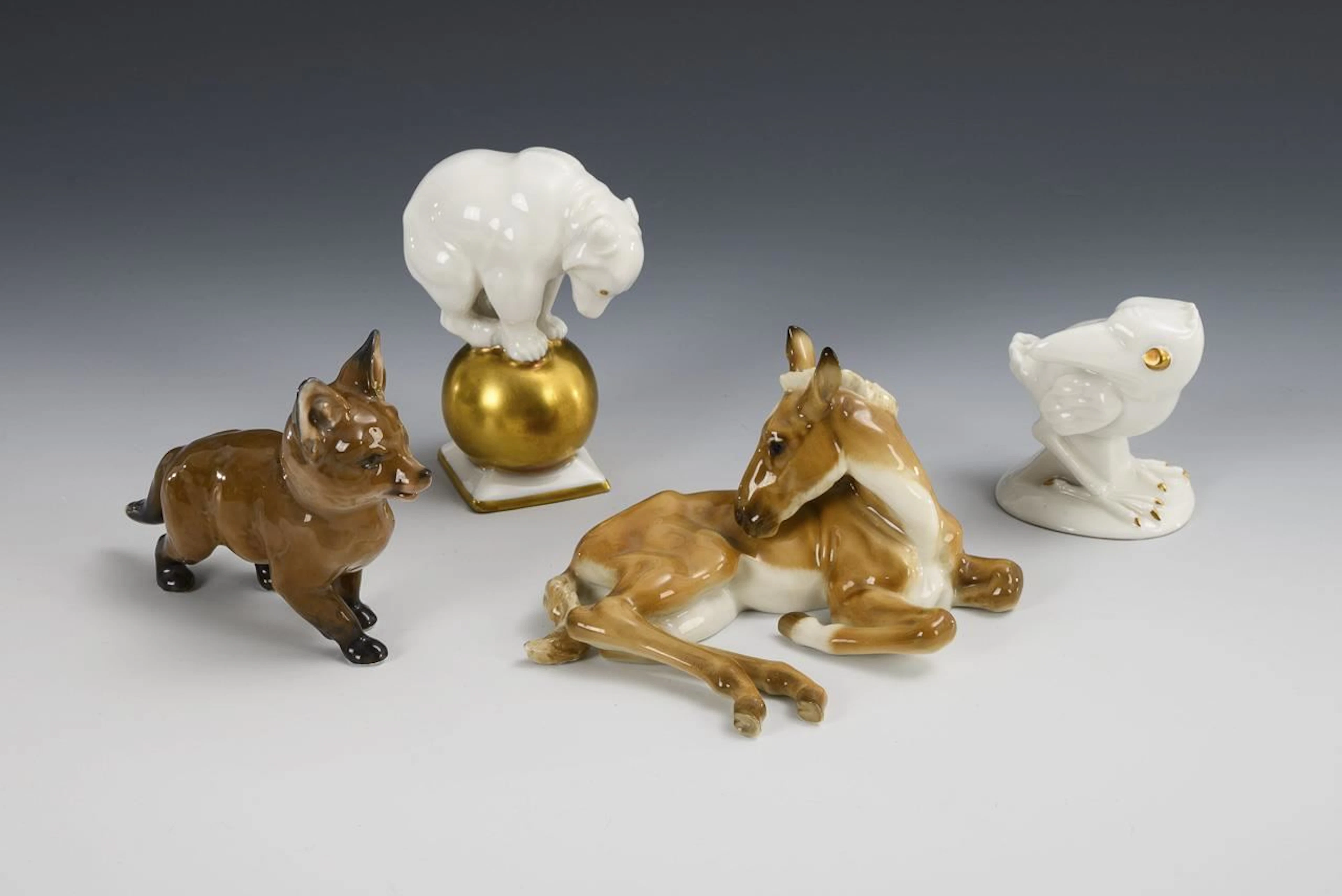 4 animals.