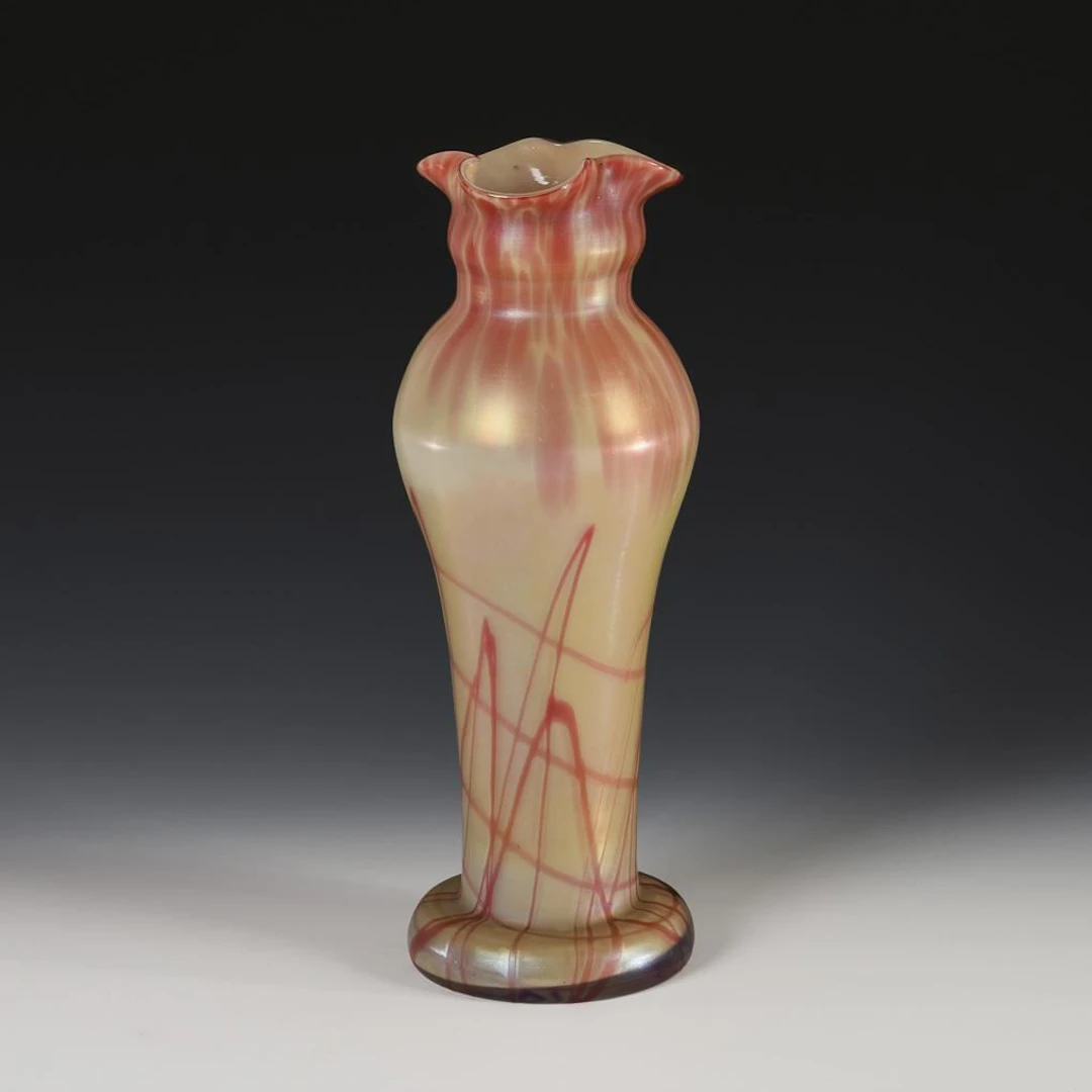 Art Nouveau vase. Elisabeth.