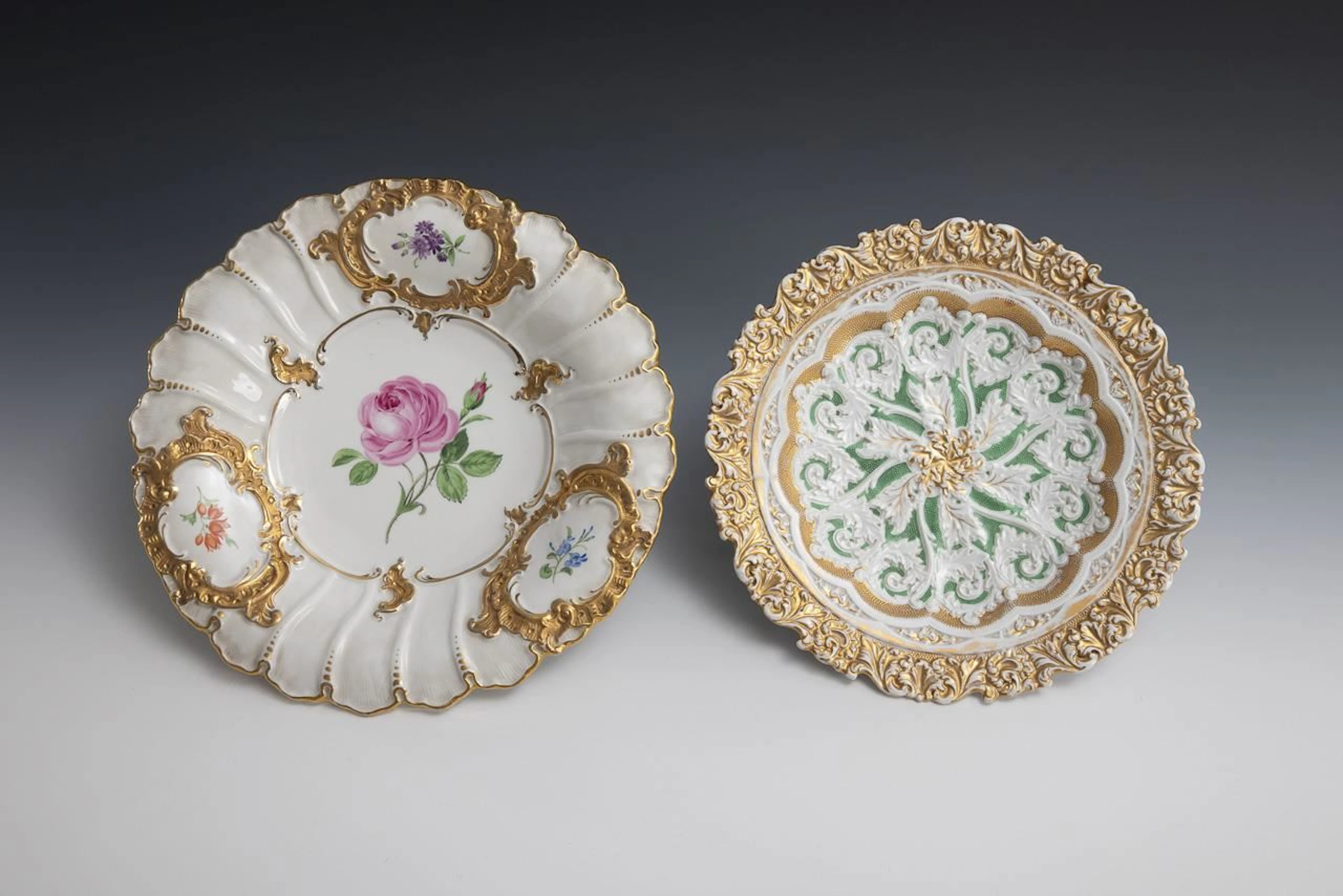 2 decorative plates. Meissen.