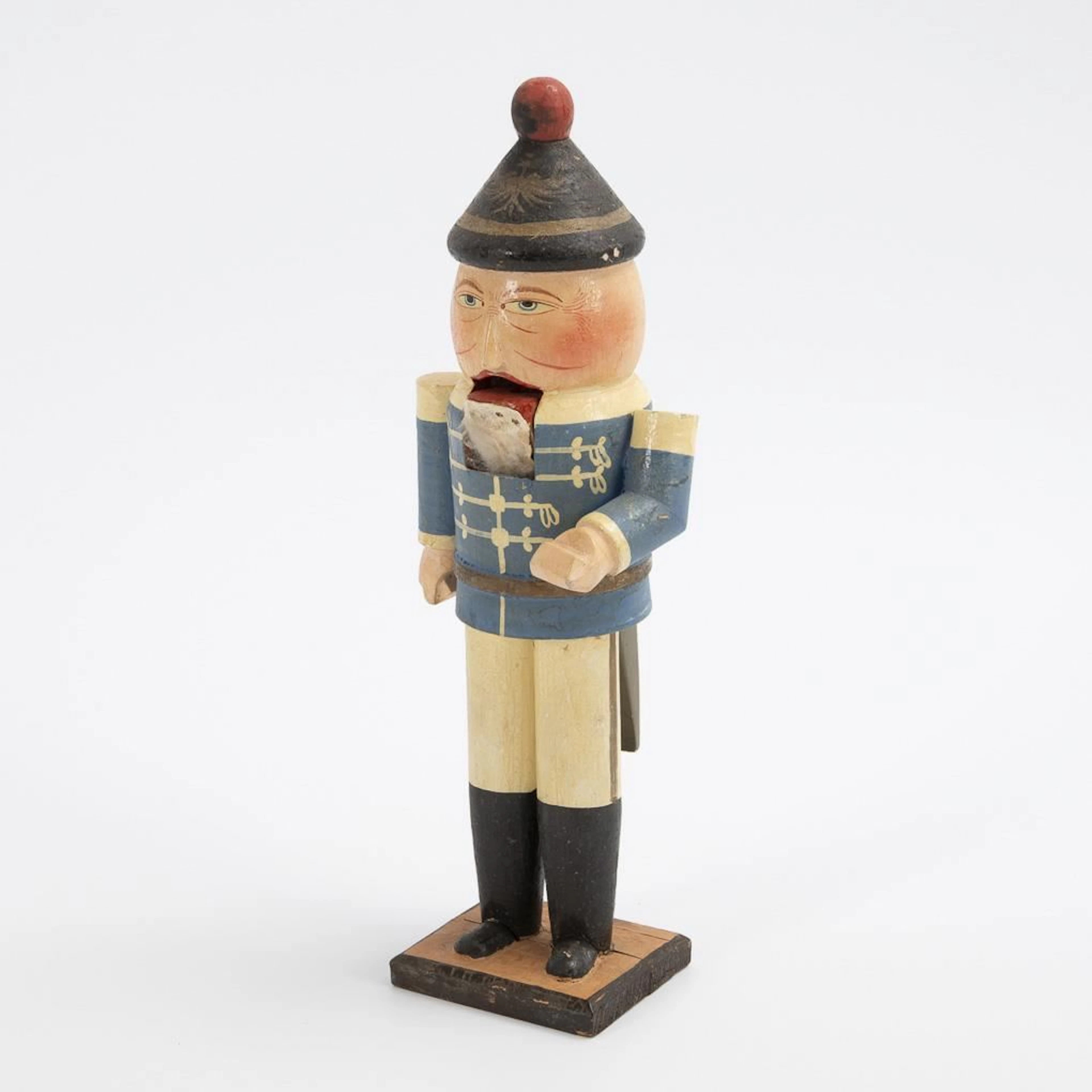 Rare nutcracker.