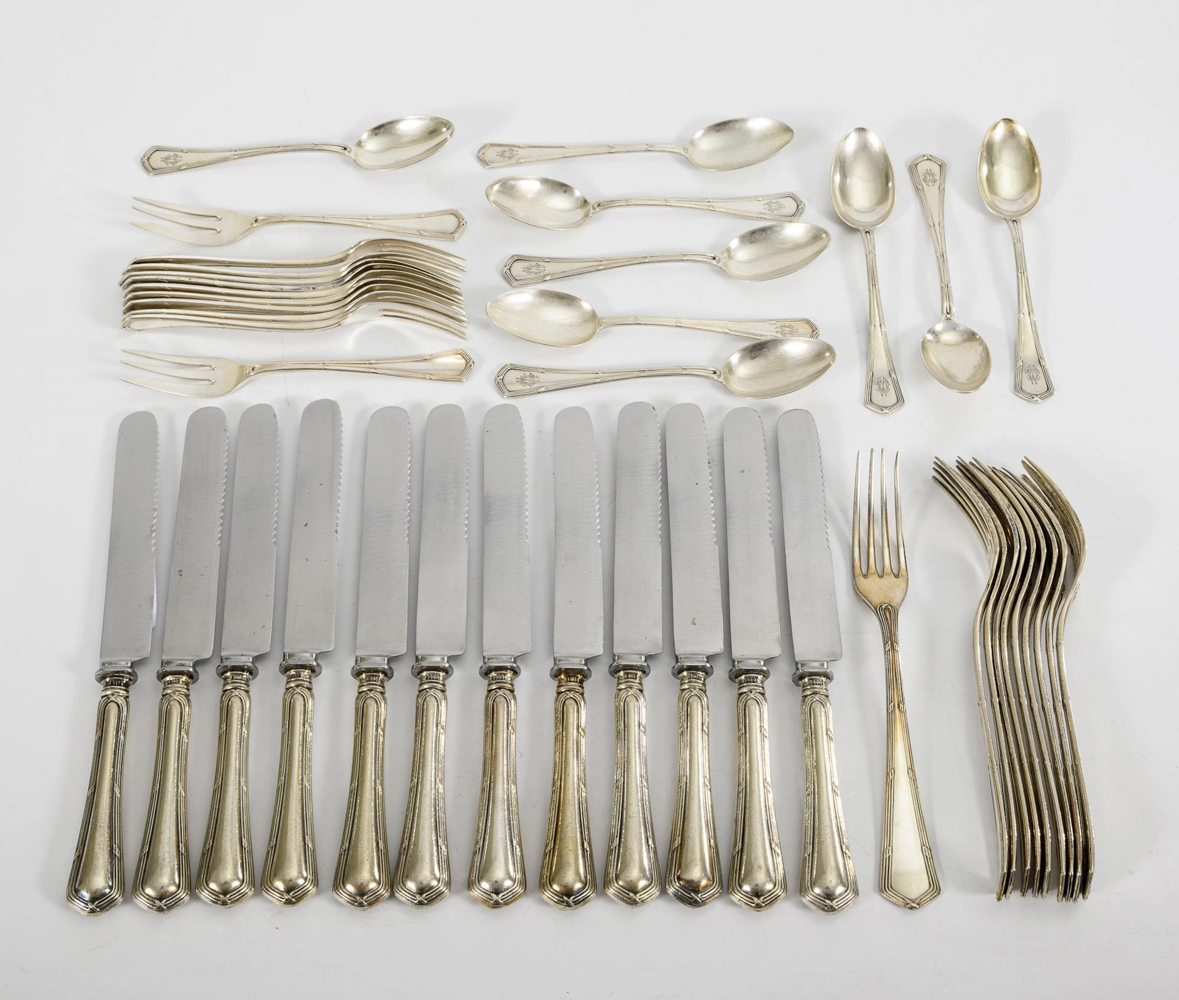 Silver cutlery with ribbon relief. Franz Bahner, Düsseldorf.
