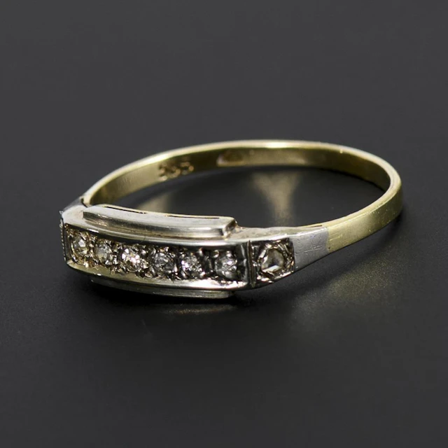 Art Deco ring with small diamonds.
