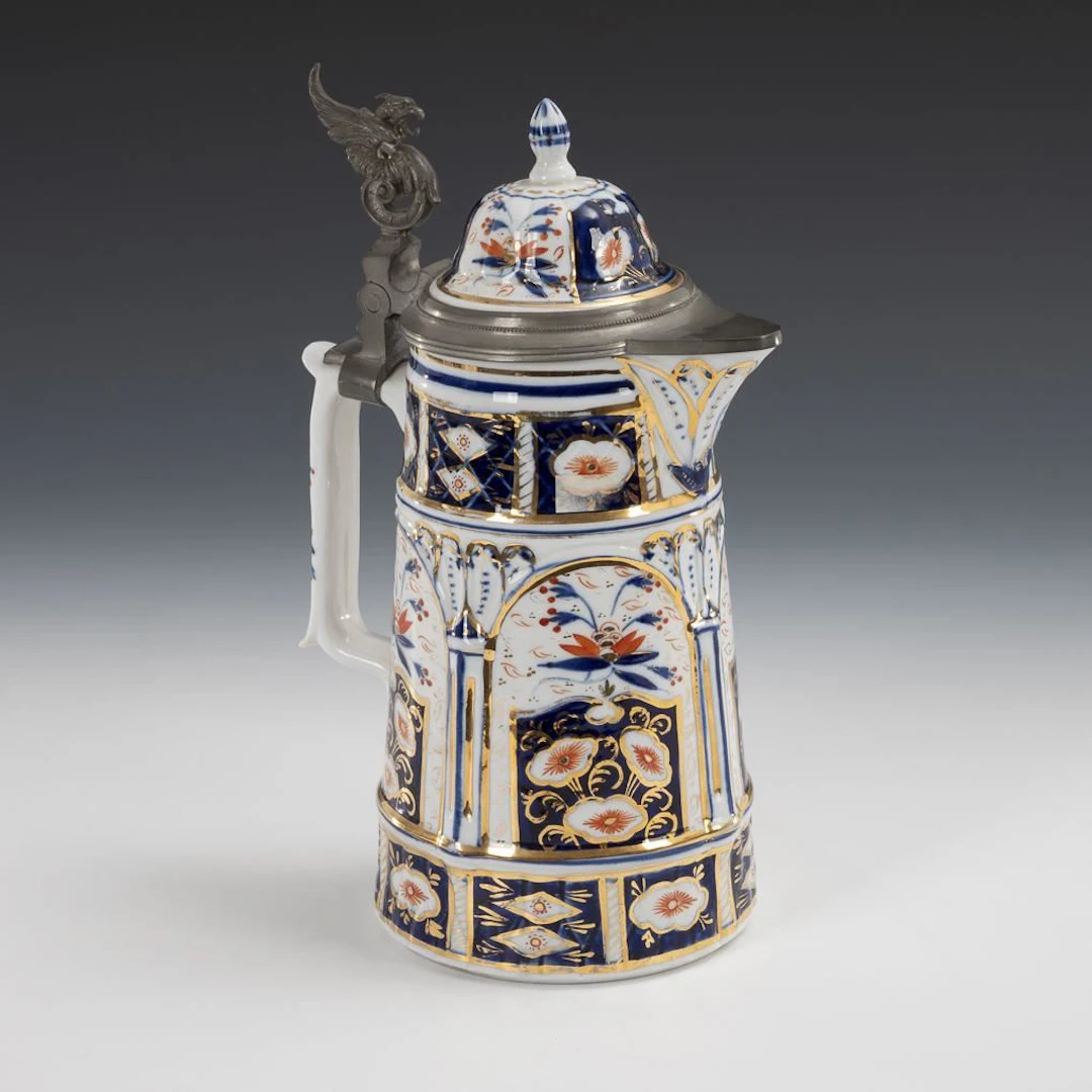 Wine jug with Imari decoration. Rauenstein.