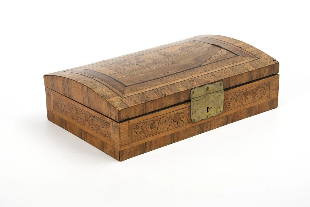 Baroque casket.