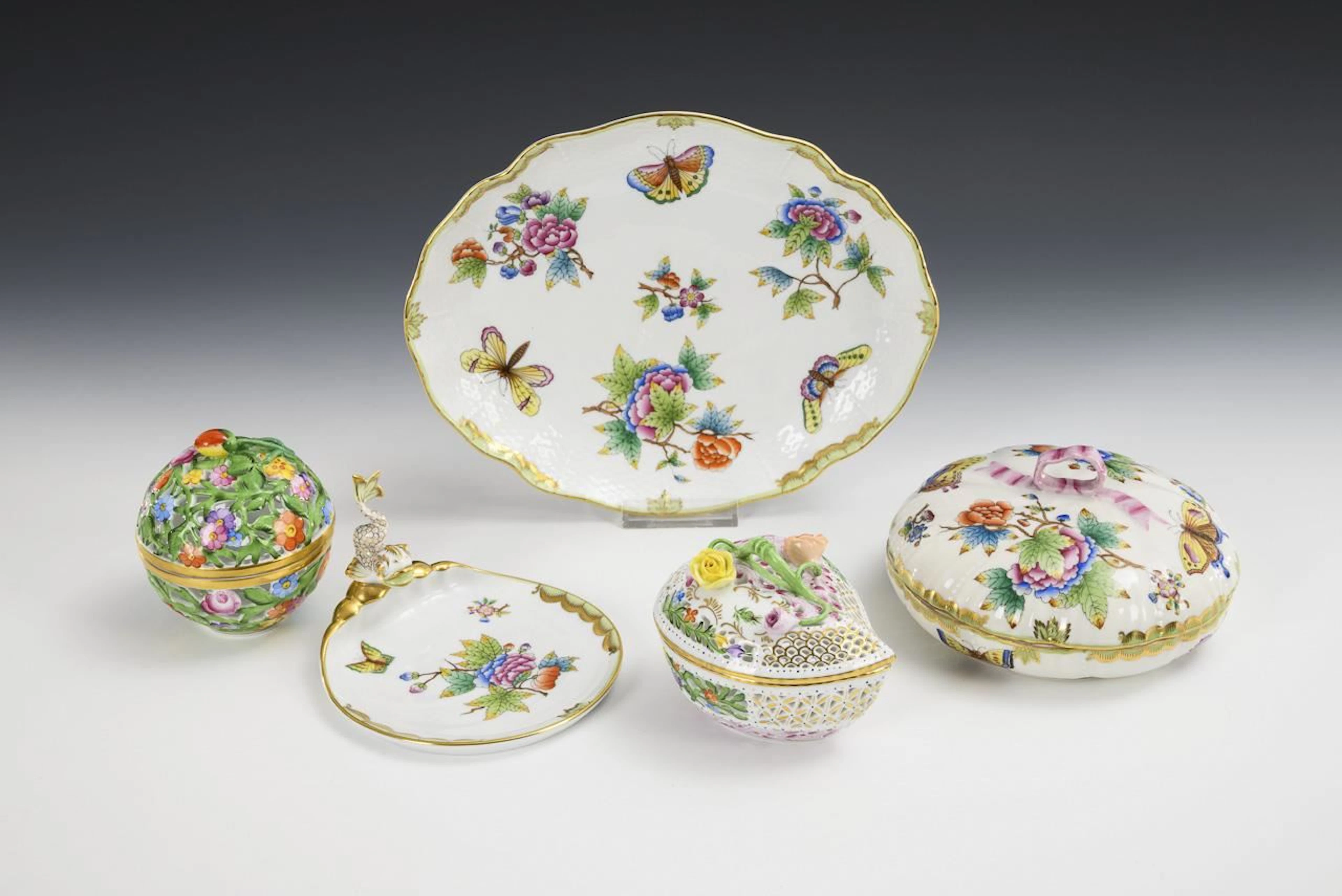 5 pieces of Herend porcelain. Herend.