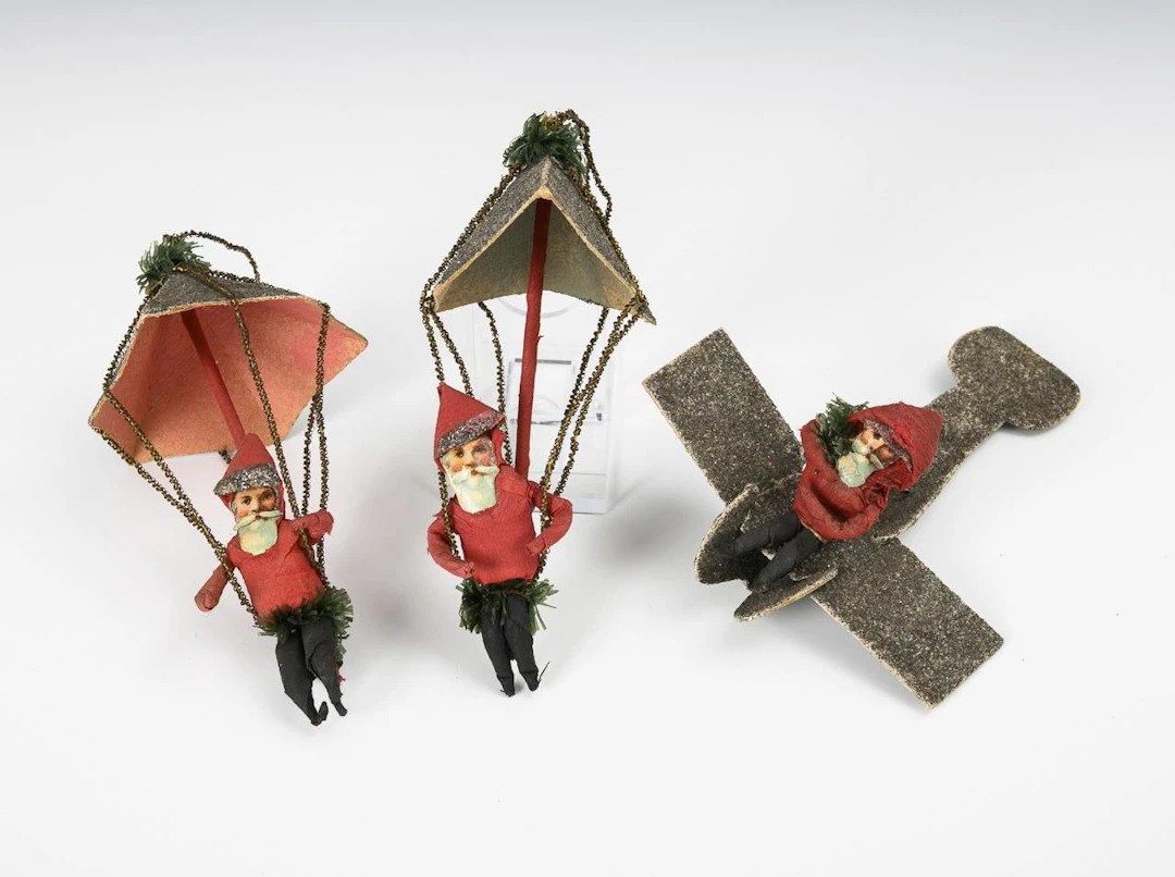 3 rare Christmas tree ornaments.