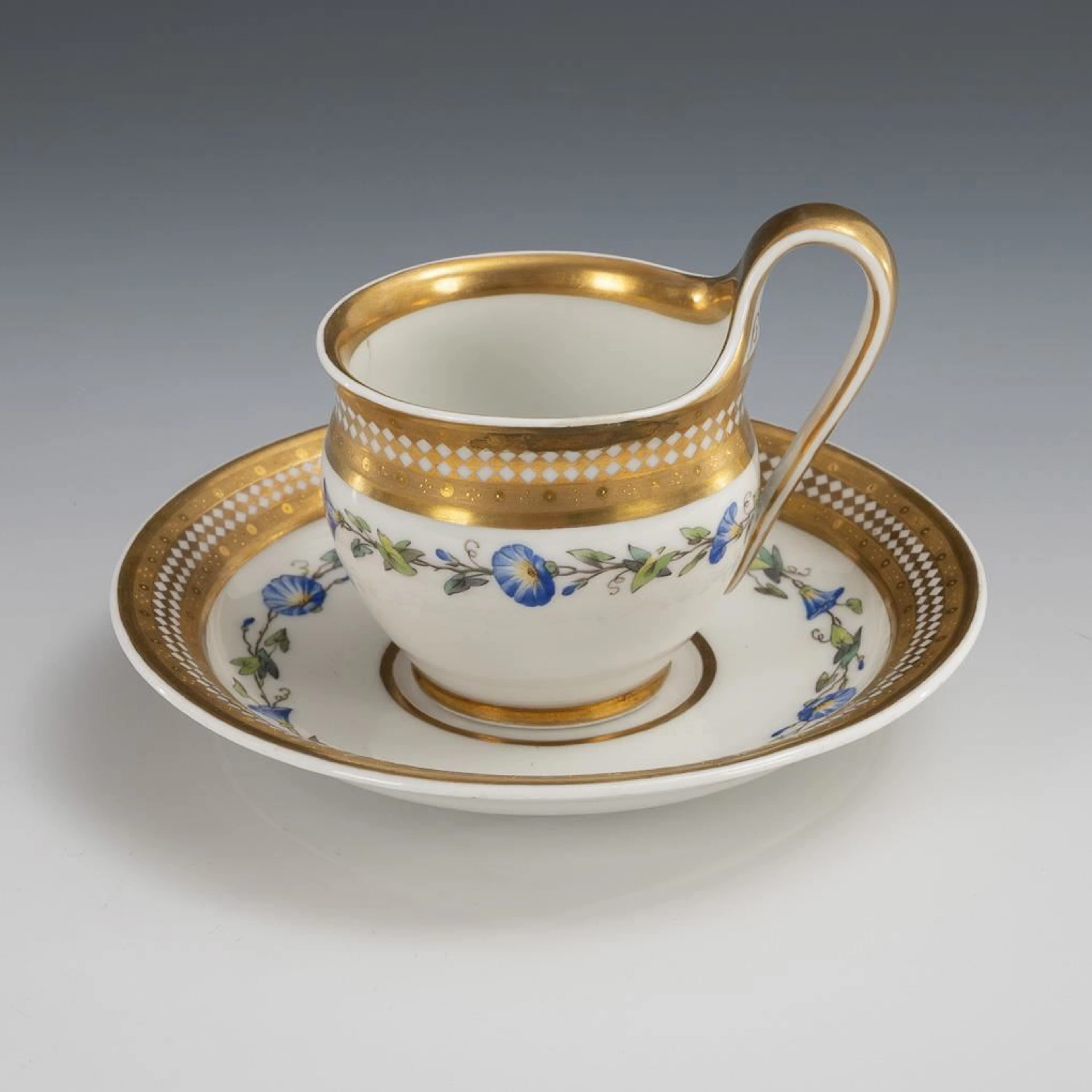 Biedermeier display cup with spiral scrolls. KPM Berlin.