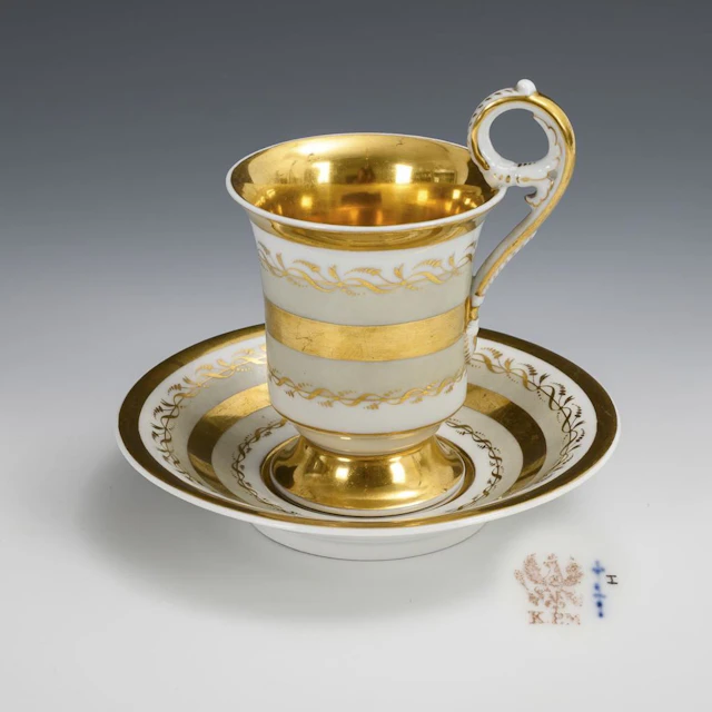 Biedermeier display cup. KPM Berlin.