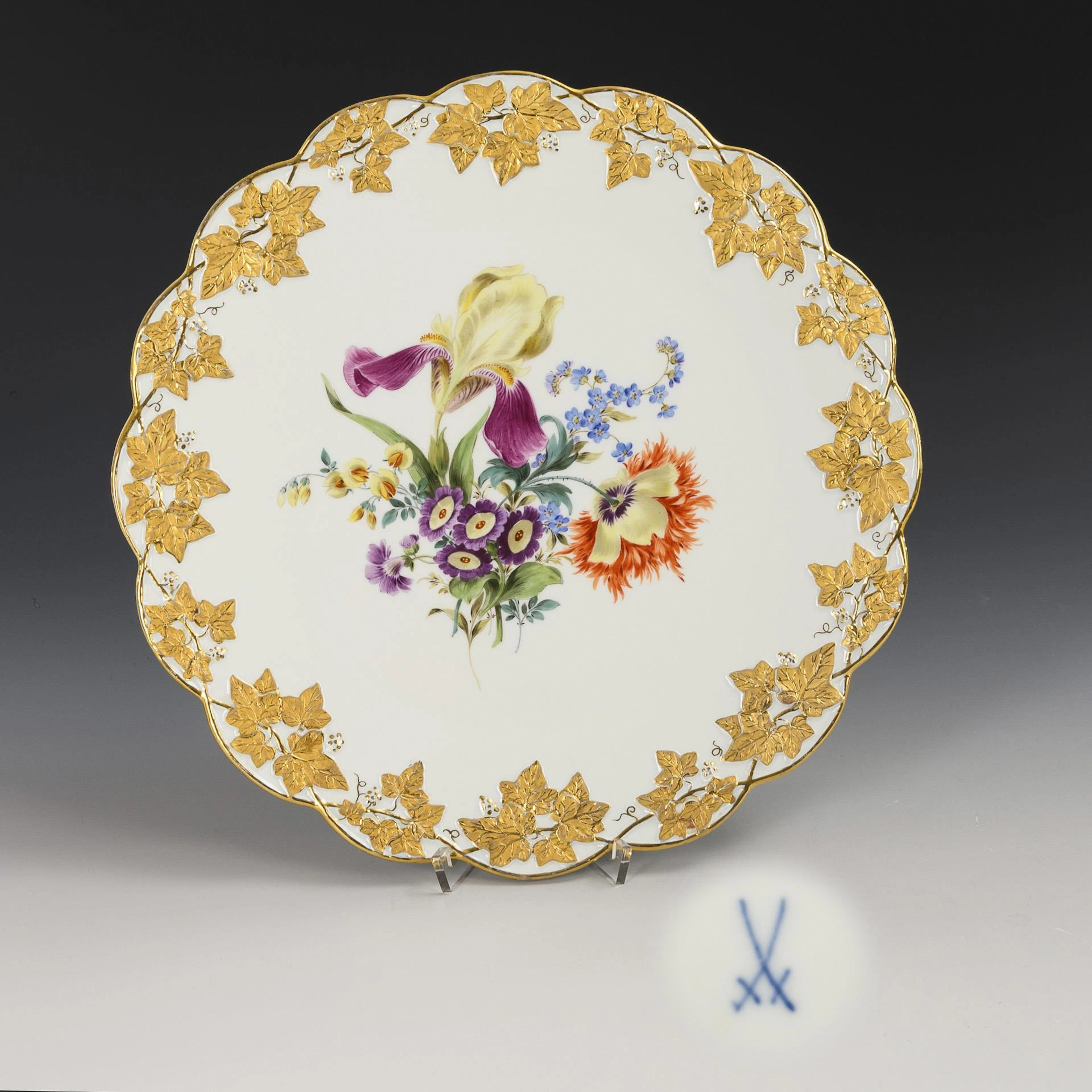 Cake plate with flower painting. Meissen.