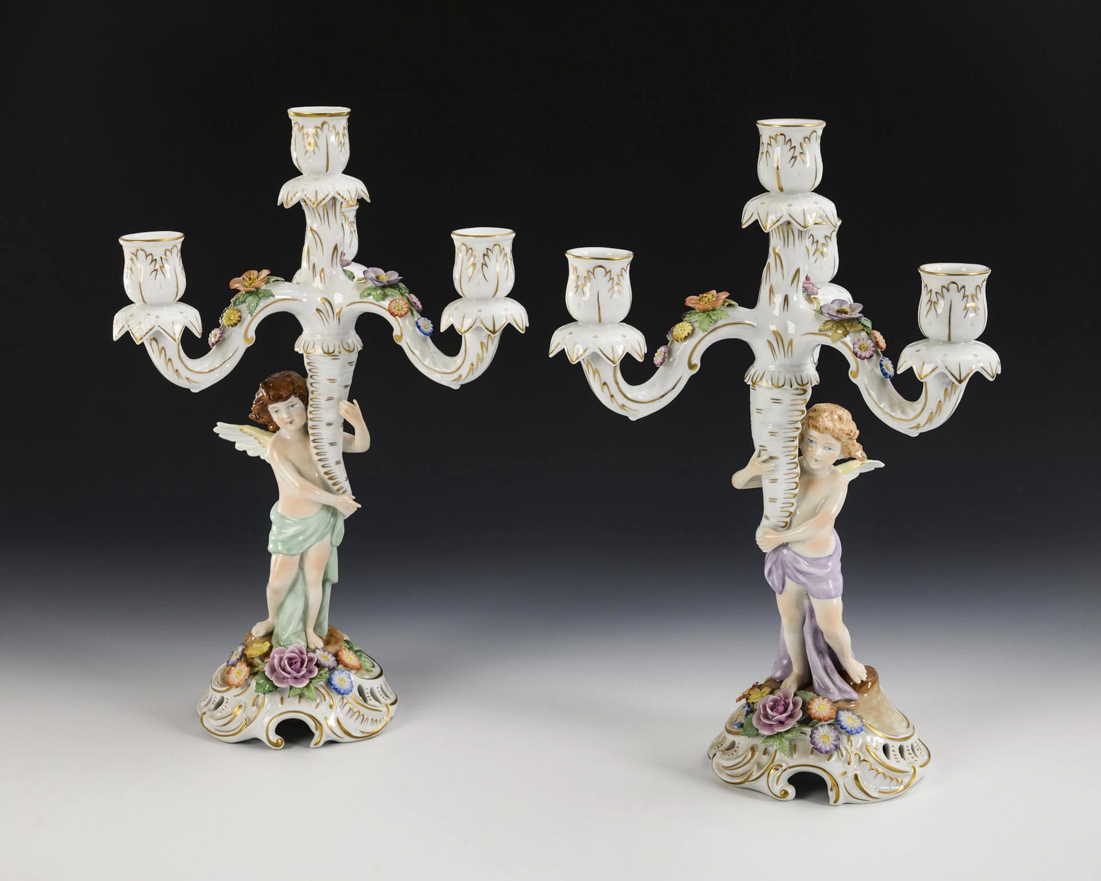 2 cherubs. Schierholz.