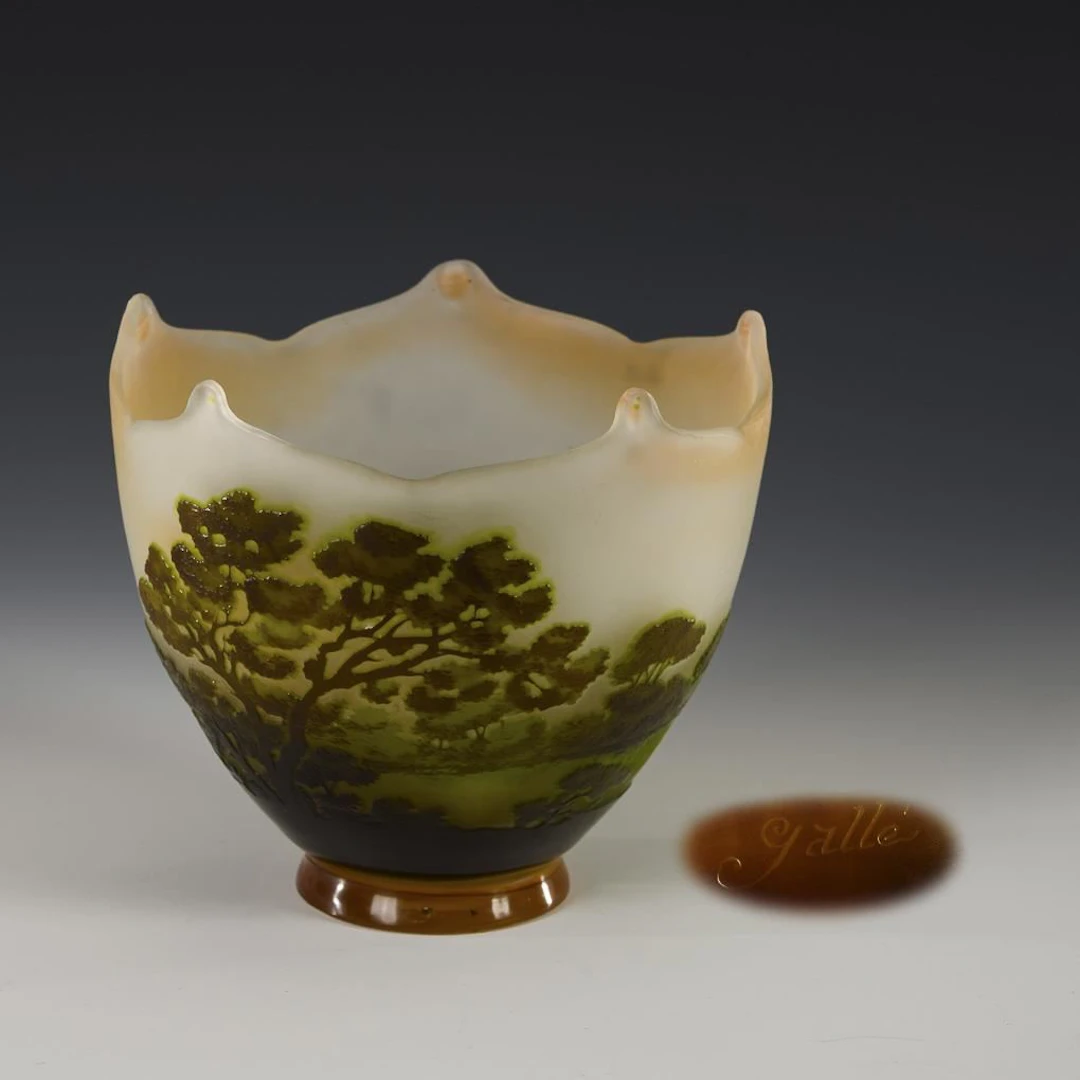 Art Nouveau vase with landscape decoration. Gallé.