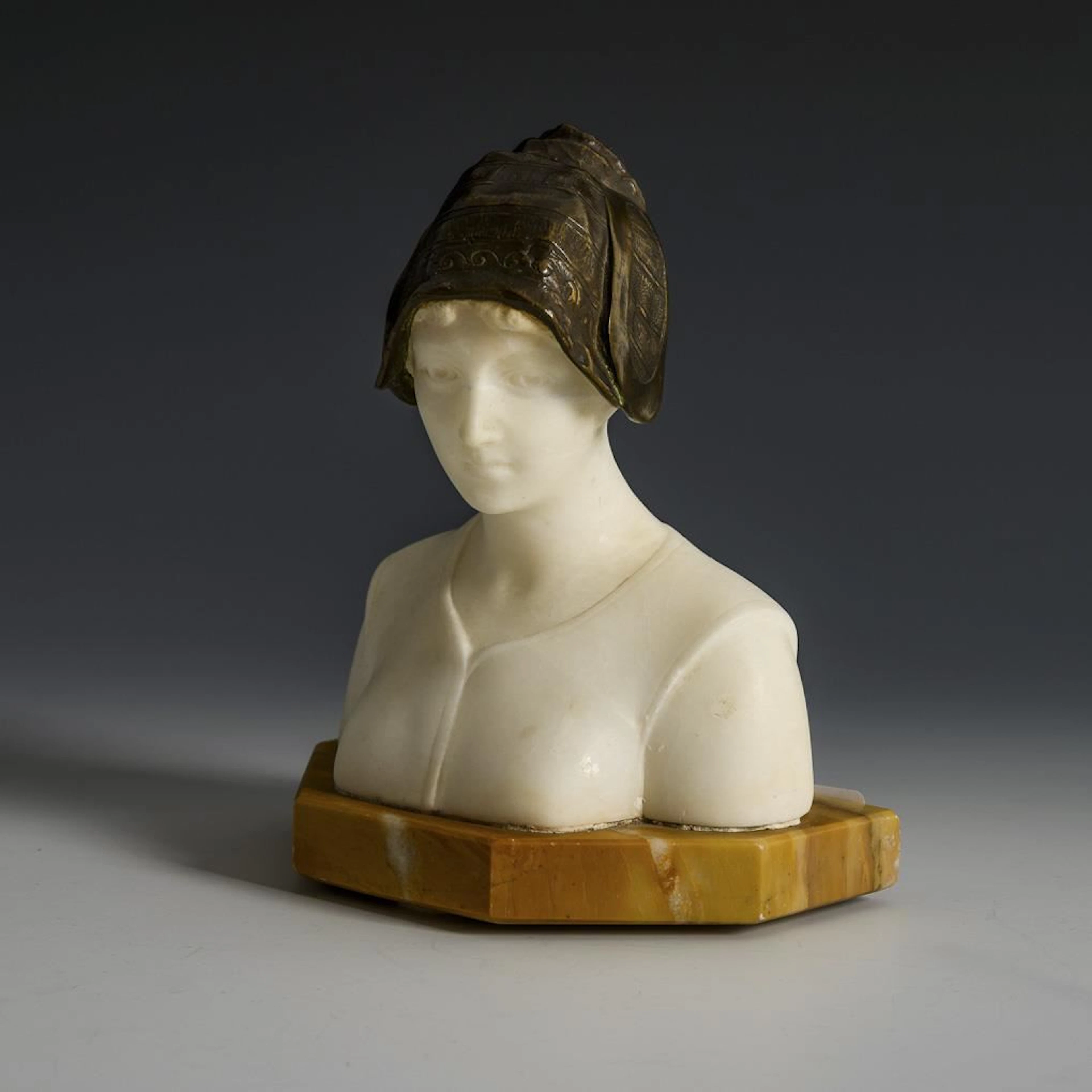 SCHMIDT-FELLING, SCHMIDT-FELLING, SCHMIDT-FELLING, Alabaster bust