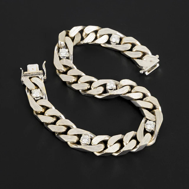 Panzer bracelet with diamonds.