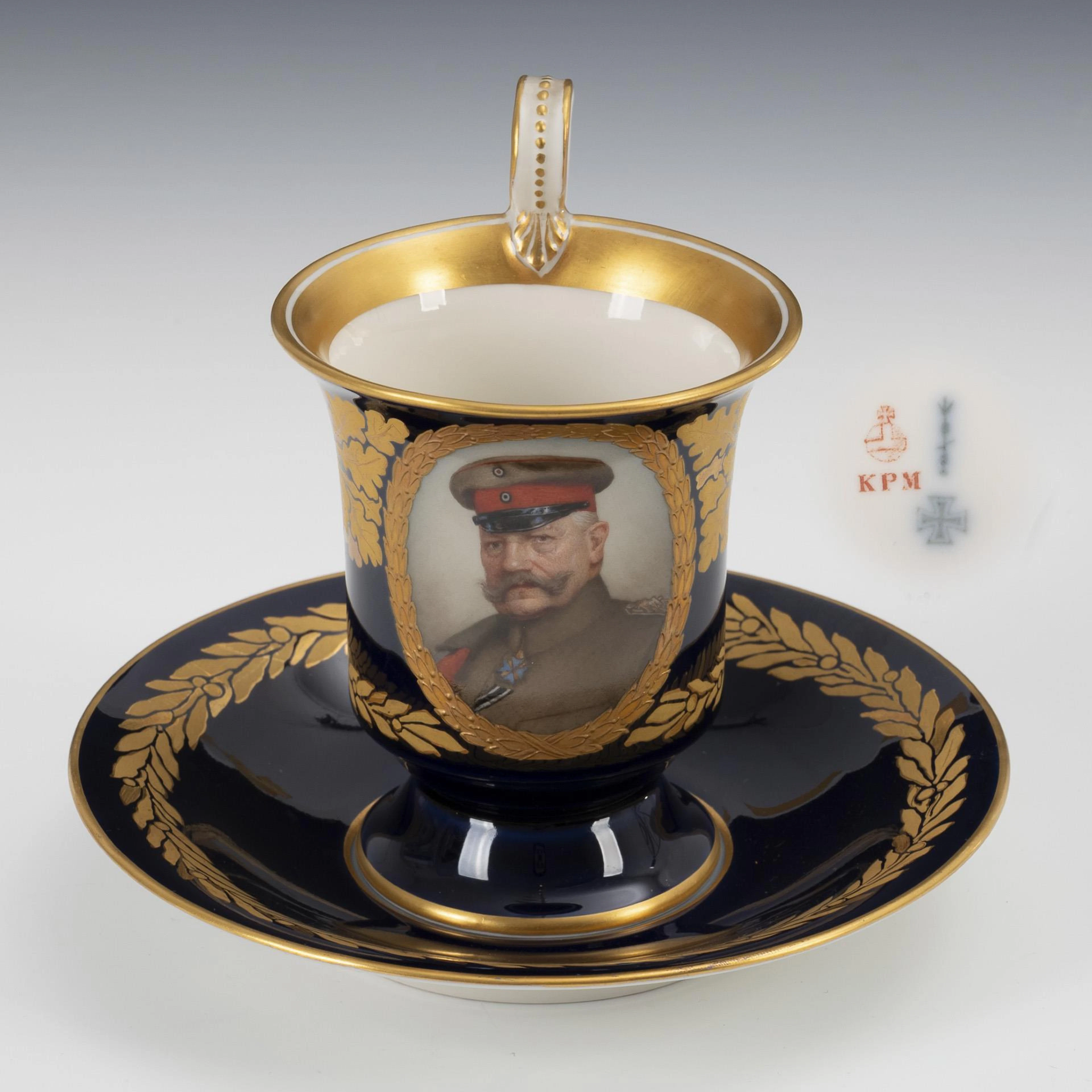 Portrait cup: Paul von Hindenburg. KPM Berlin.