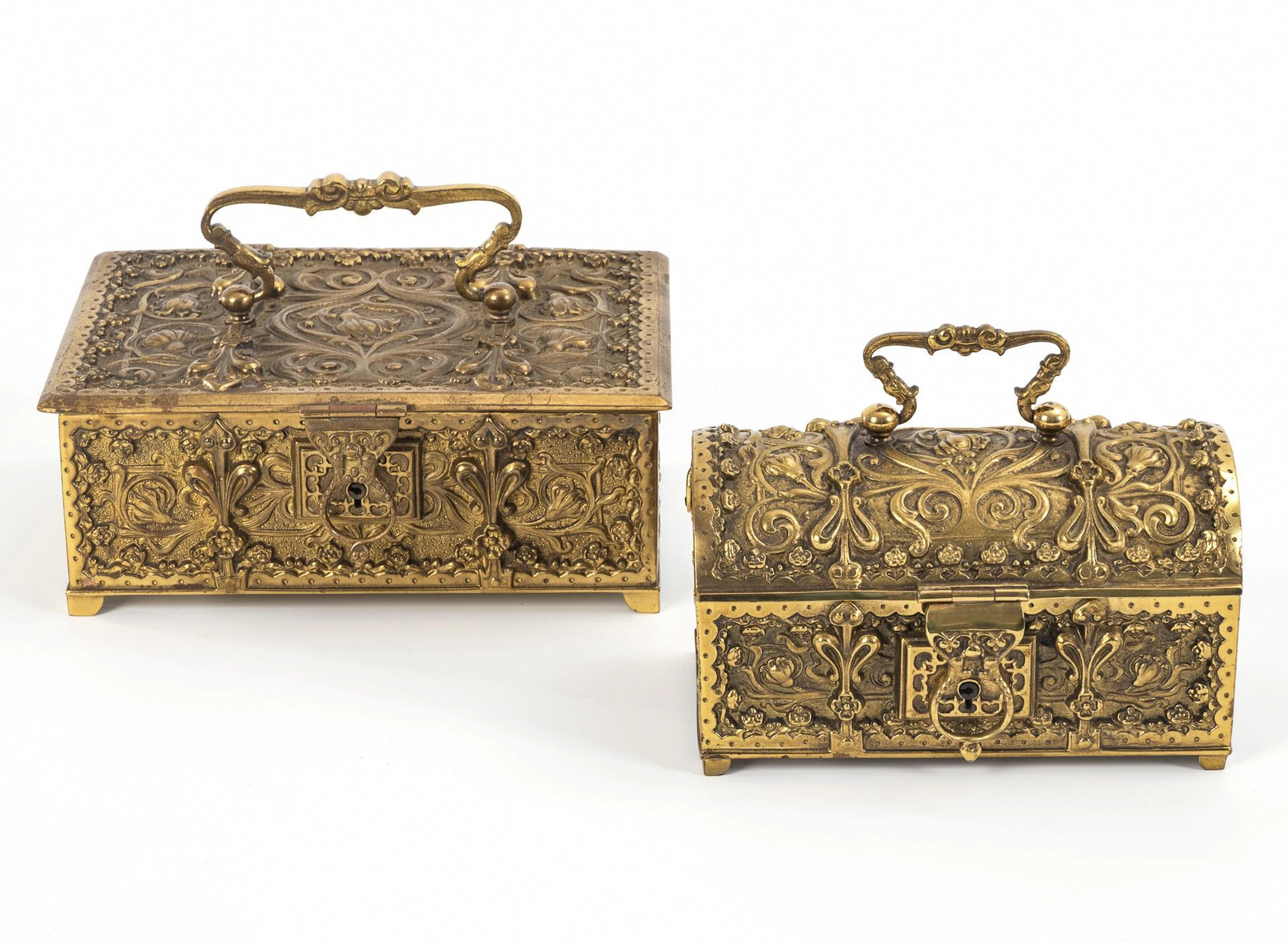 2 handle caskets. Erhardt & Söhne.
