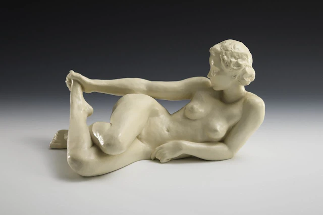 Reclining. Rosenthal.