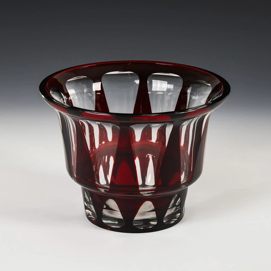 Art Deco bowl with cut-glass decoration.