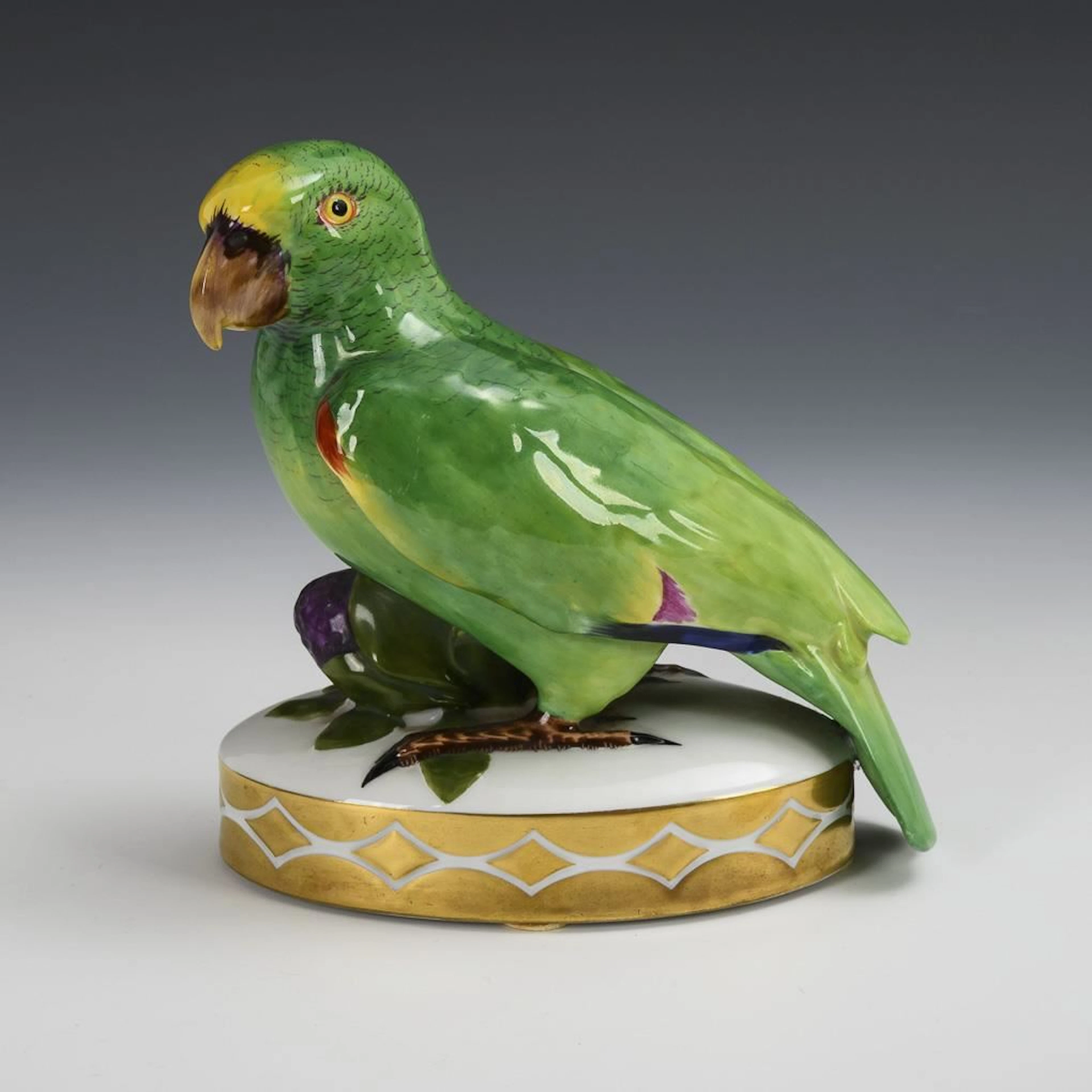 Art Deco figurine: Parrot. Hutschenreuther.