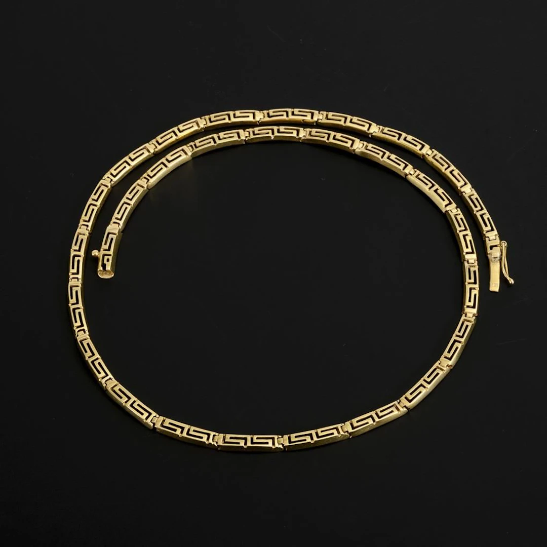 Meander Necklace.