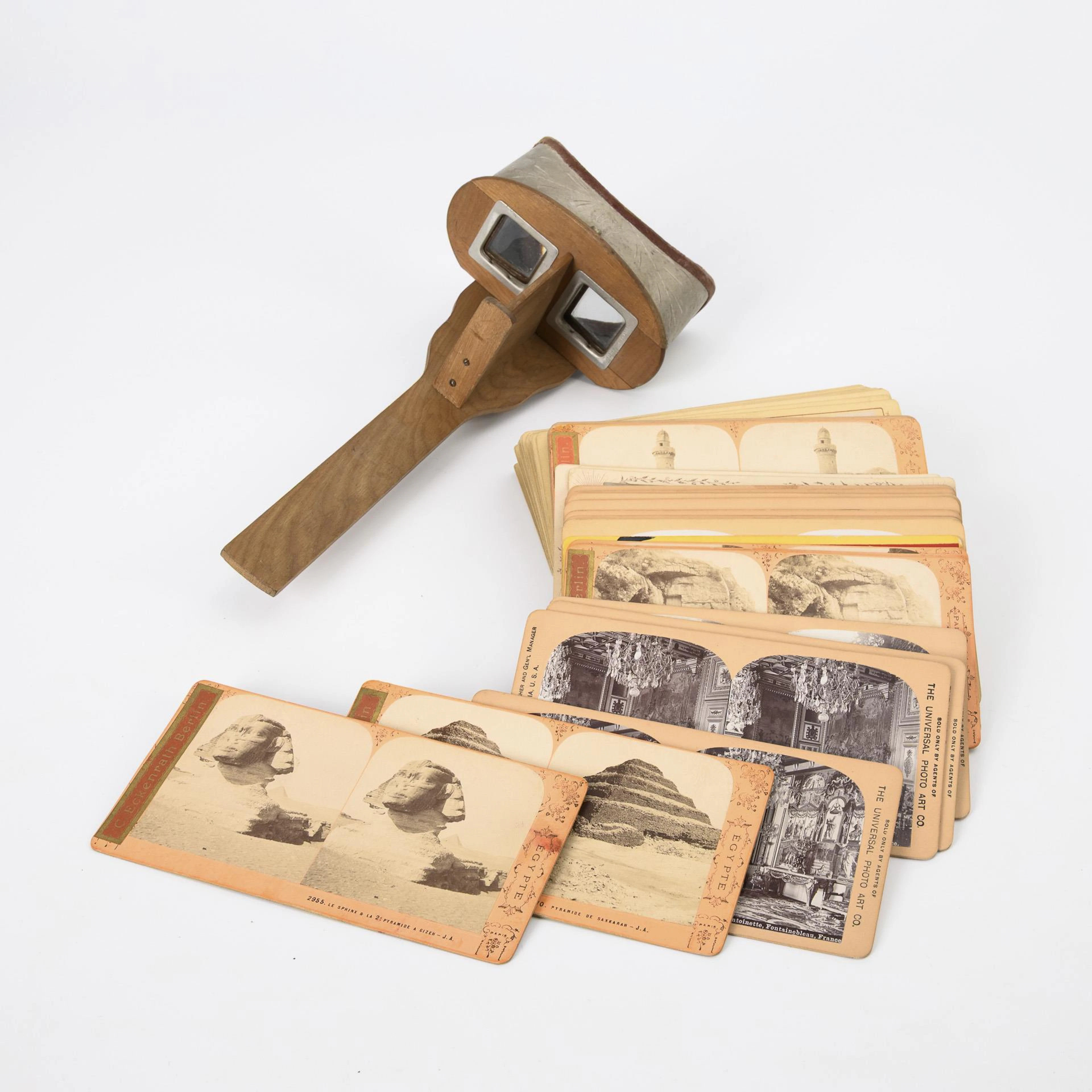 Stereo viewer with stereo photographs.