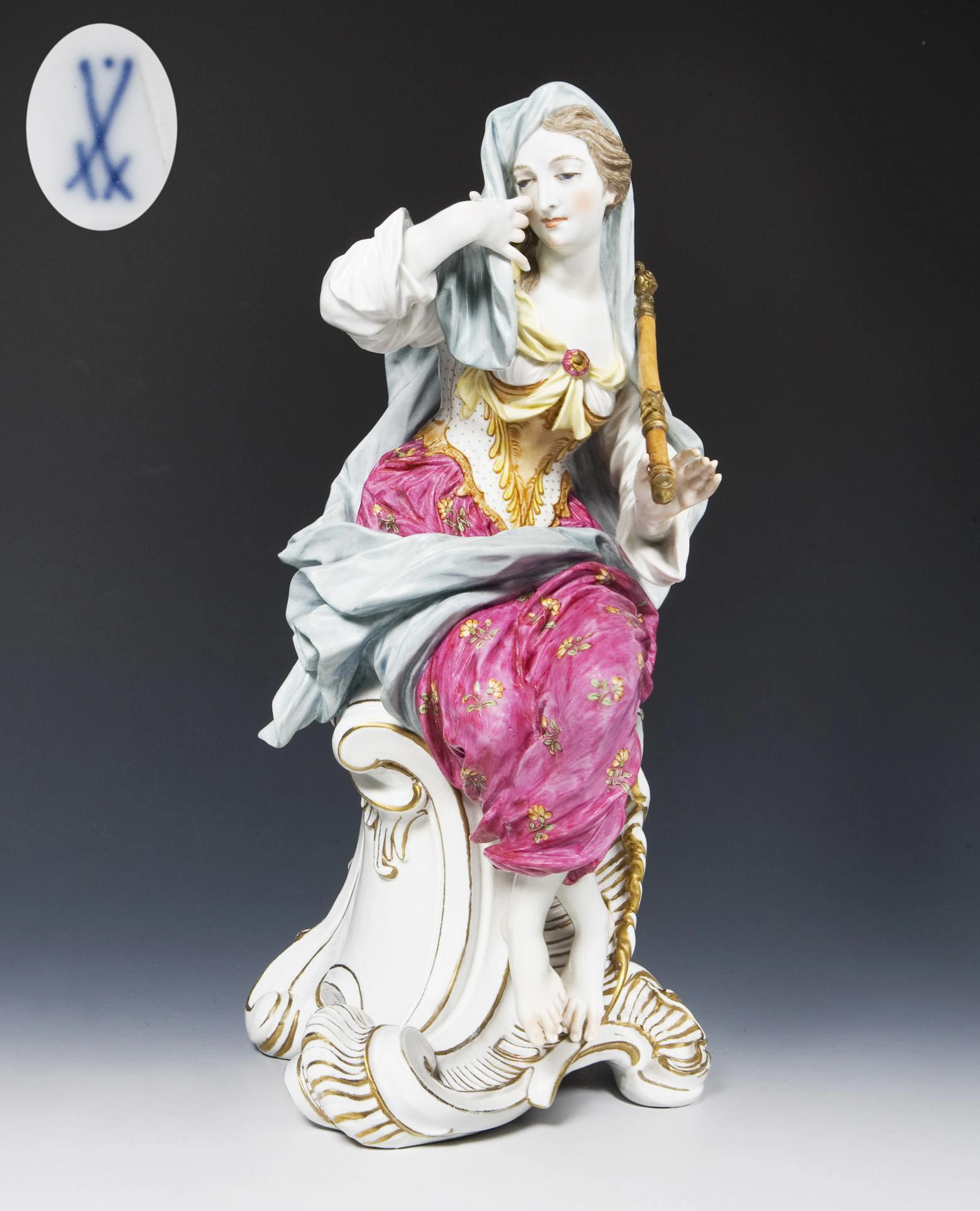 Great figure: Melpomene. Meissen.