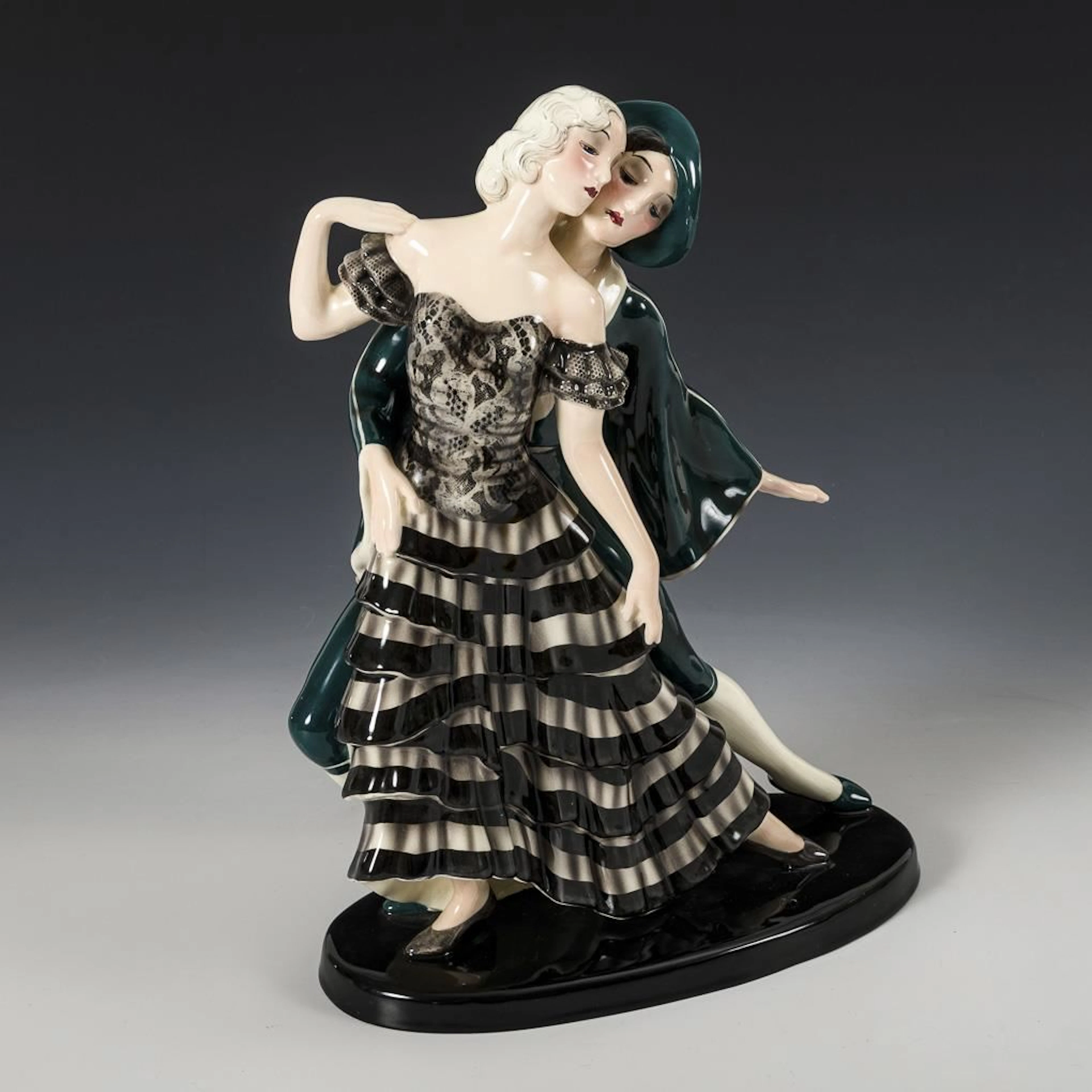 "Dancing Couple" figurine set. Vienna-based manufacturer Friedrich