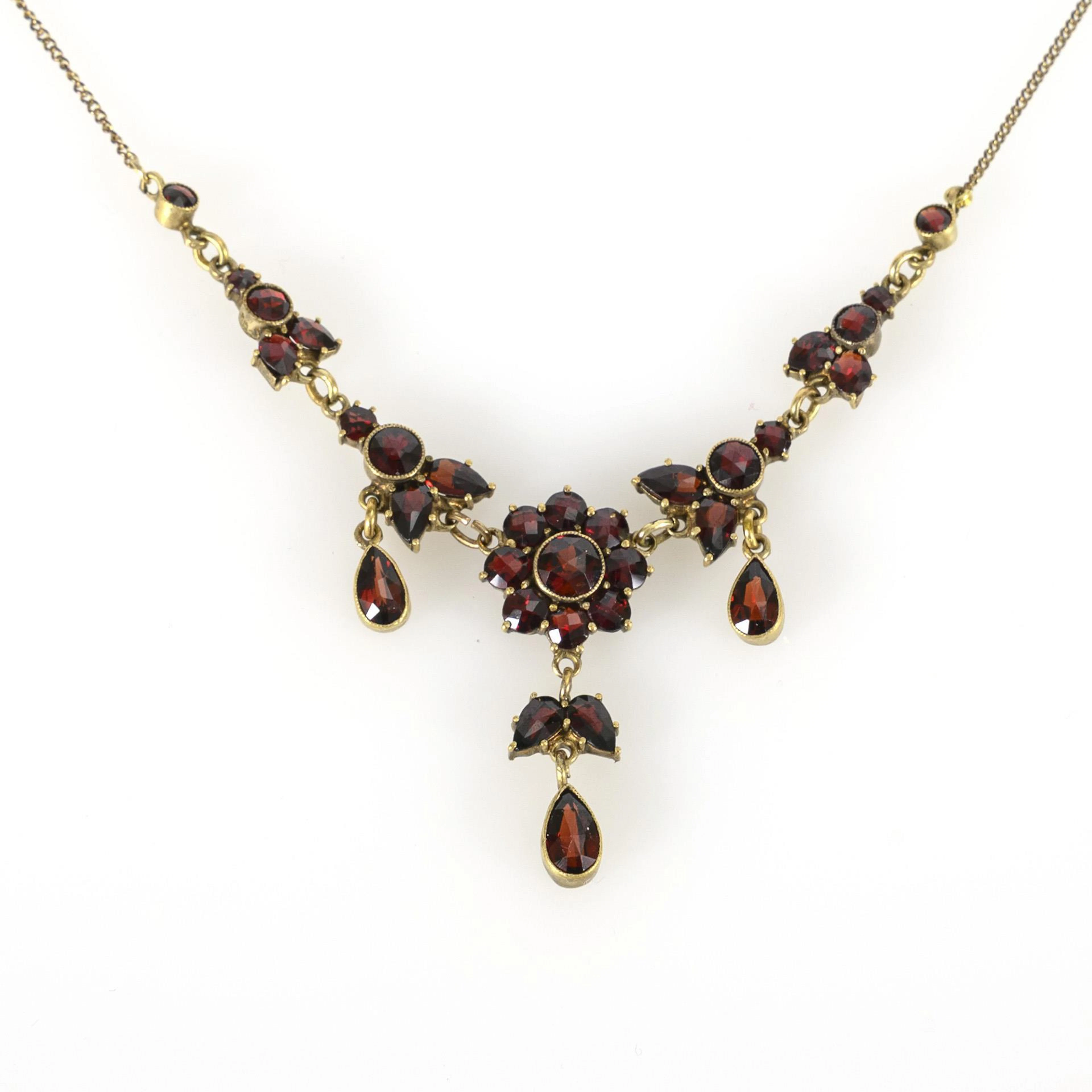 Vintage garnet necklace.
