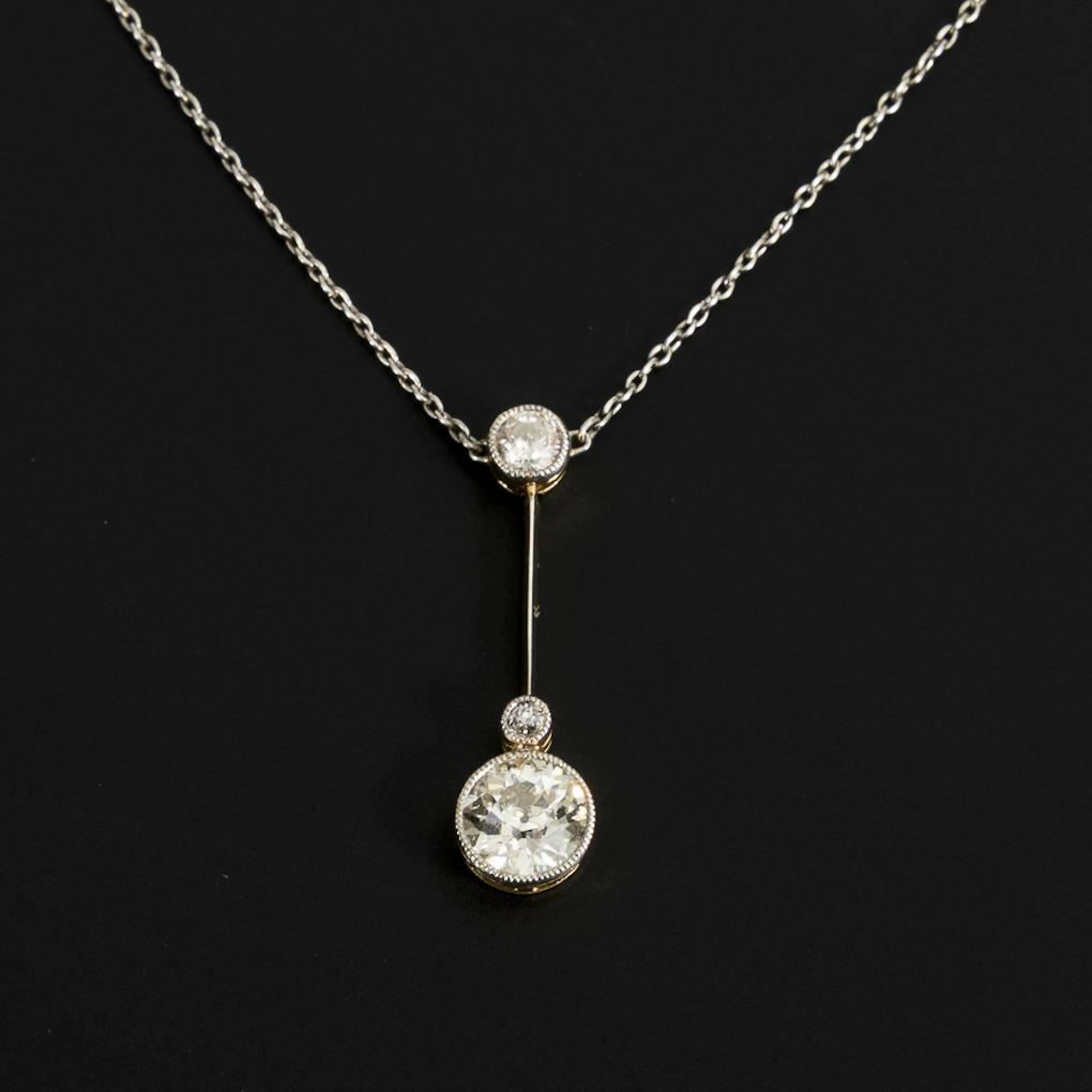 Art Nouveau lavallière with old-cut diamonds.