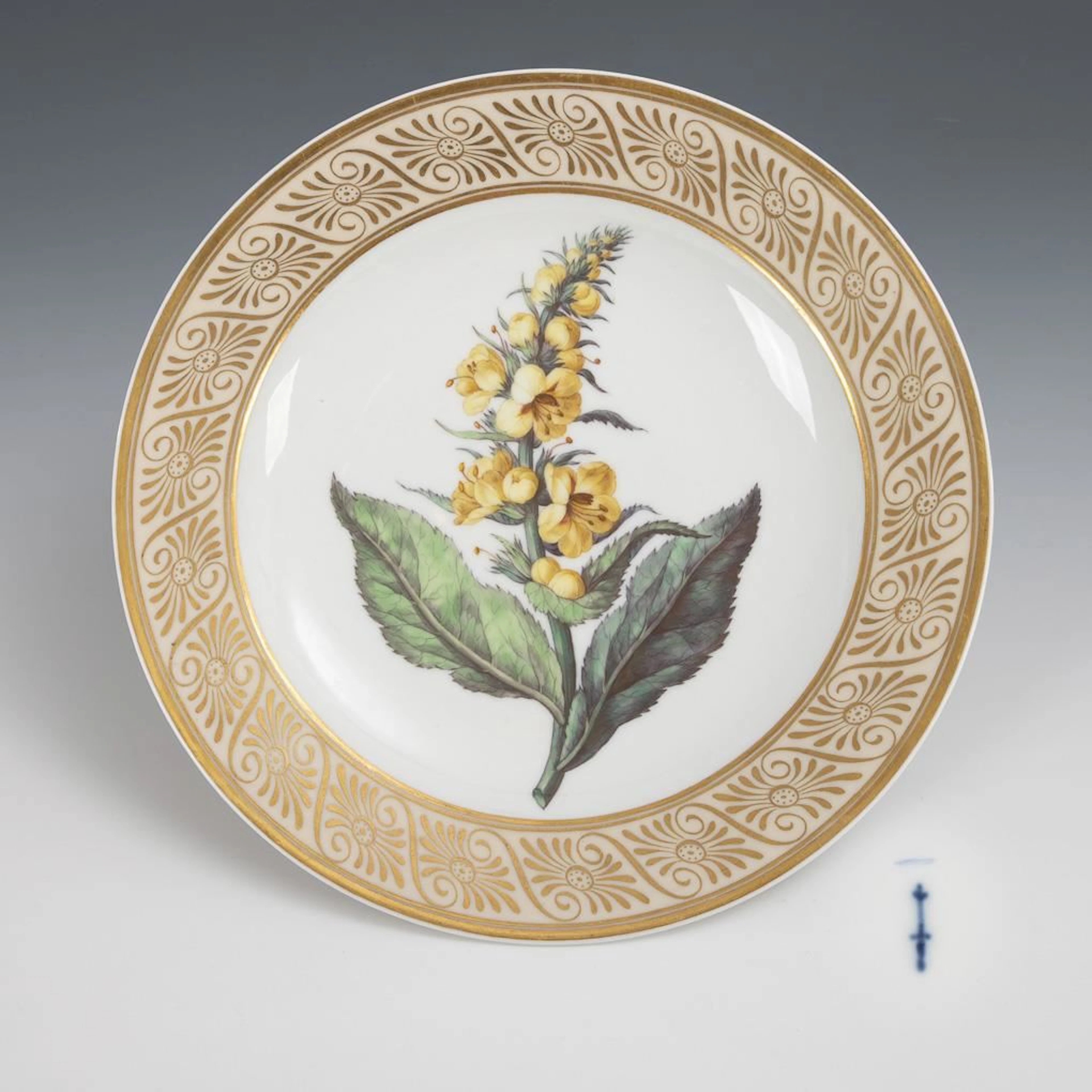 Biedermeier plate with floral design. KPM Berlin.