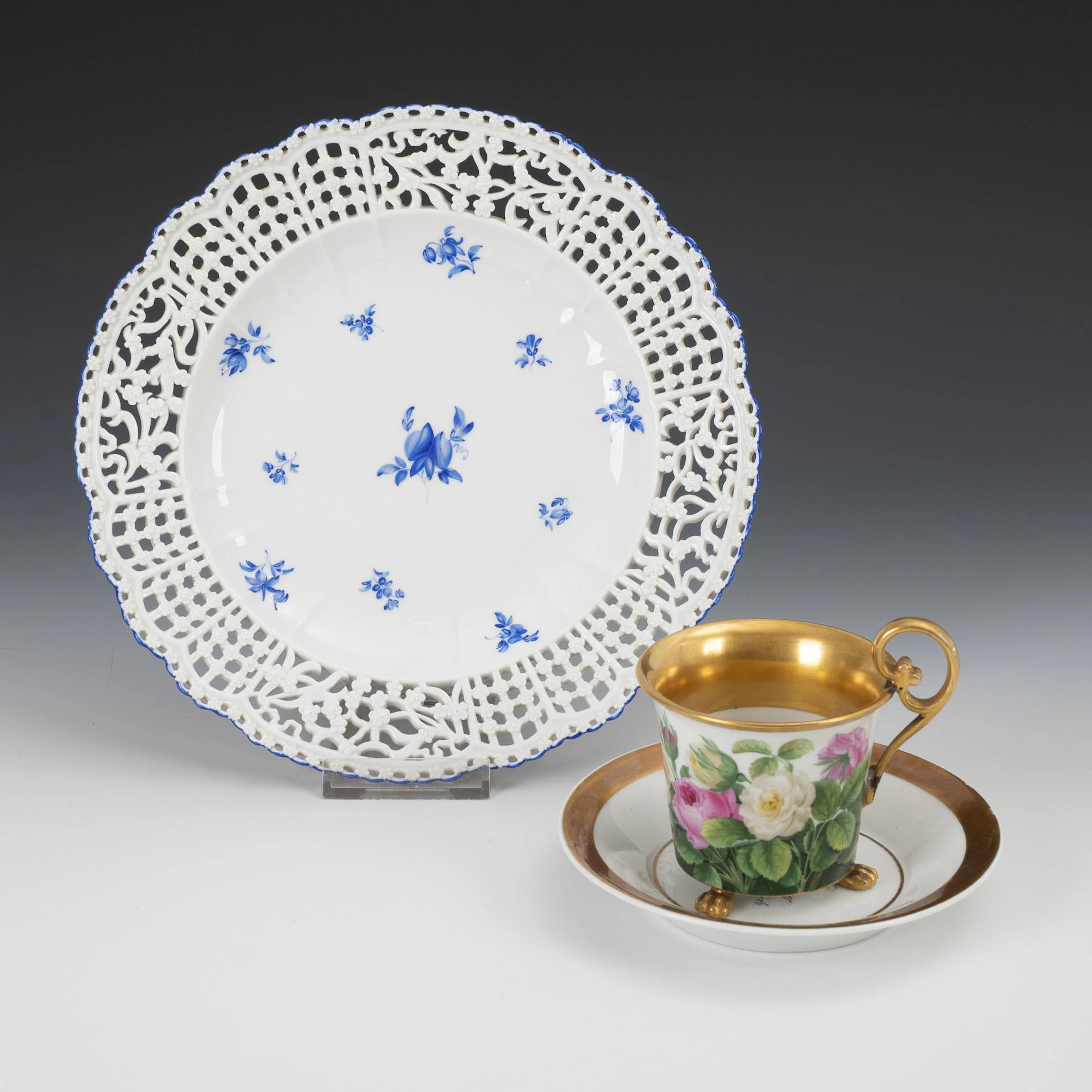 Breakthrough plate and Biedermeier vitrine cup. Meissen.