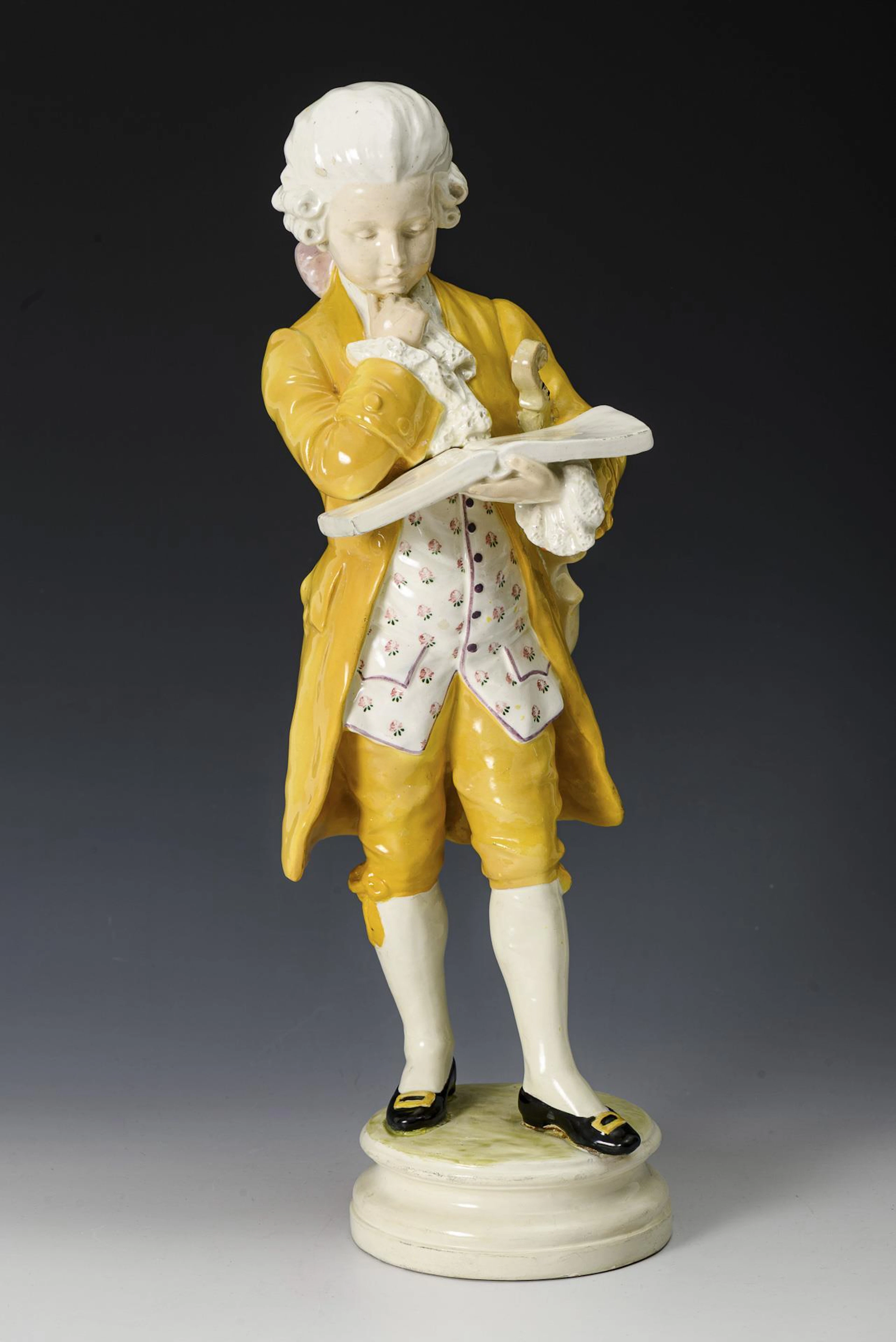 Art Nouveau figurine "Mozart". Vienna manufactory Friedrich Goldscheider.