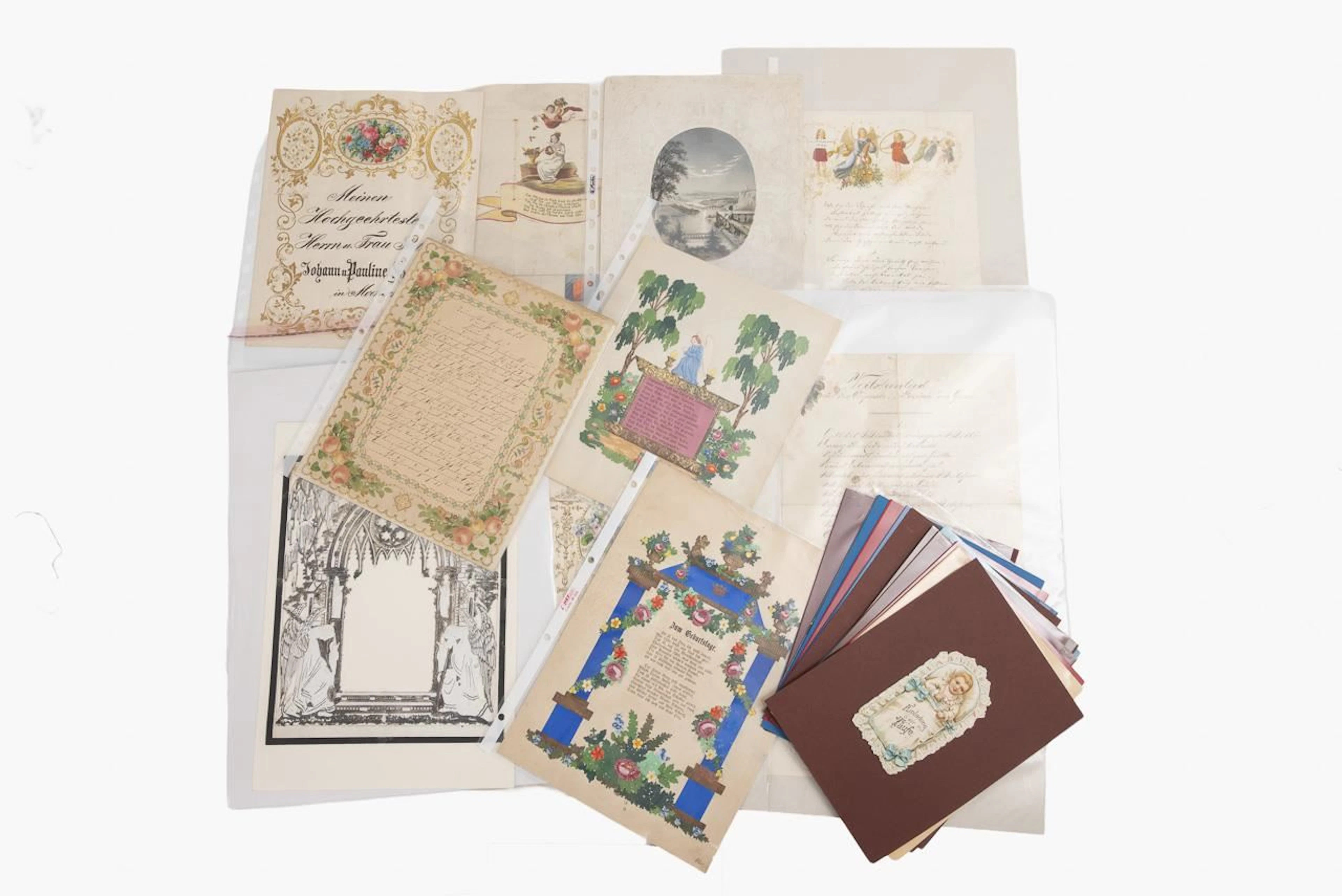 Luxury Paper Collection: 36 pieces.