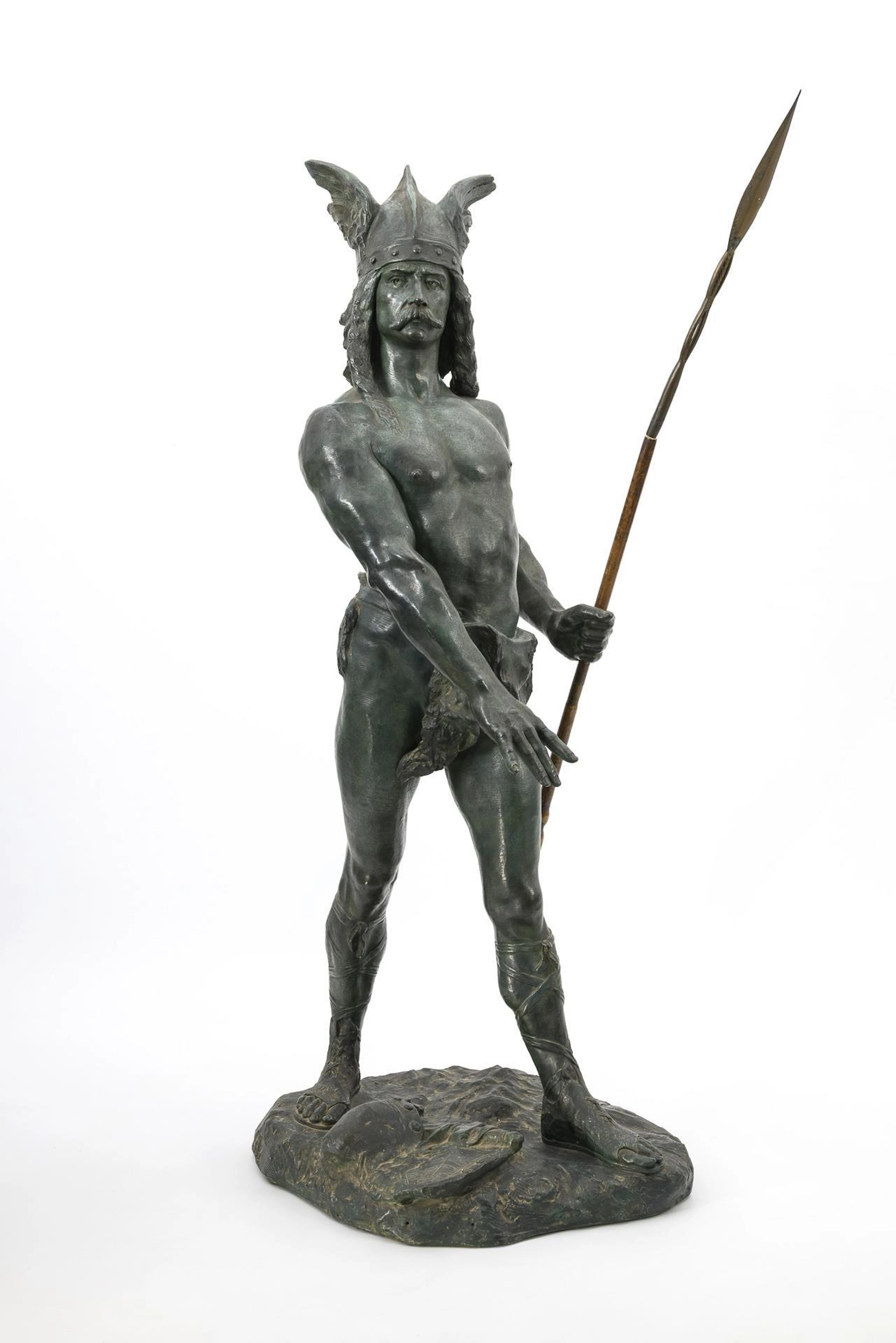 Art Nouveau terracotta figurine "Vercingetorix". König & Lengsfeld
